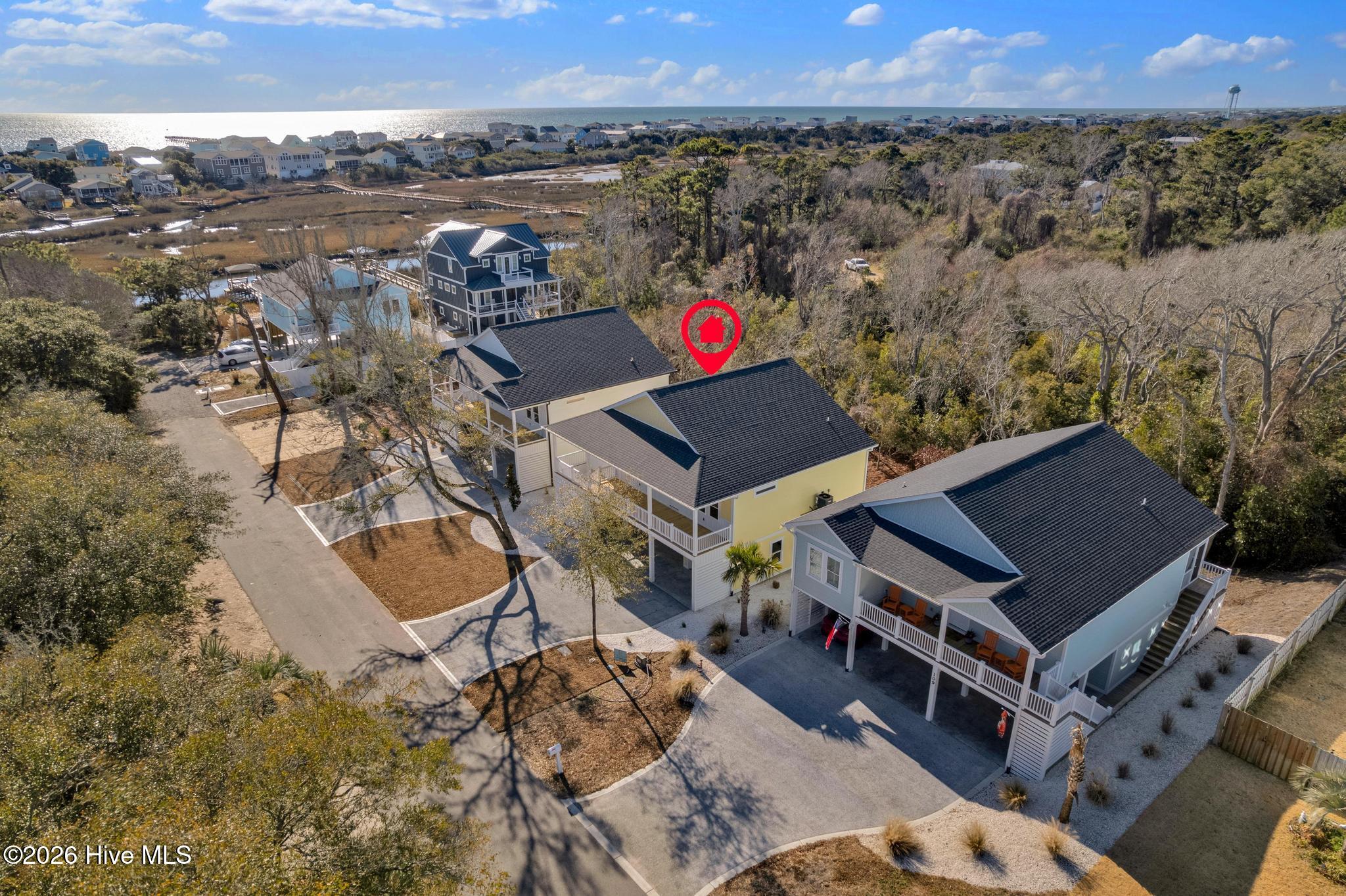 100547277 | Photo 36