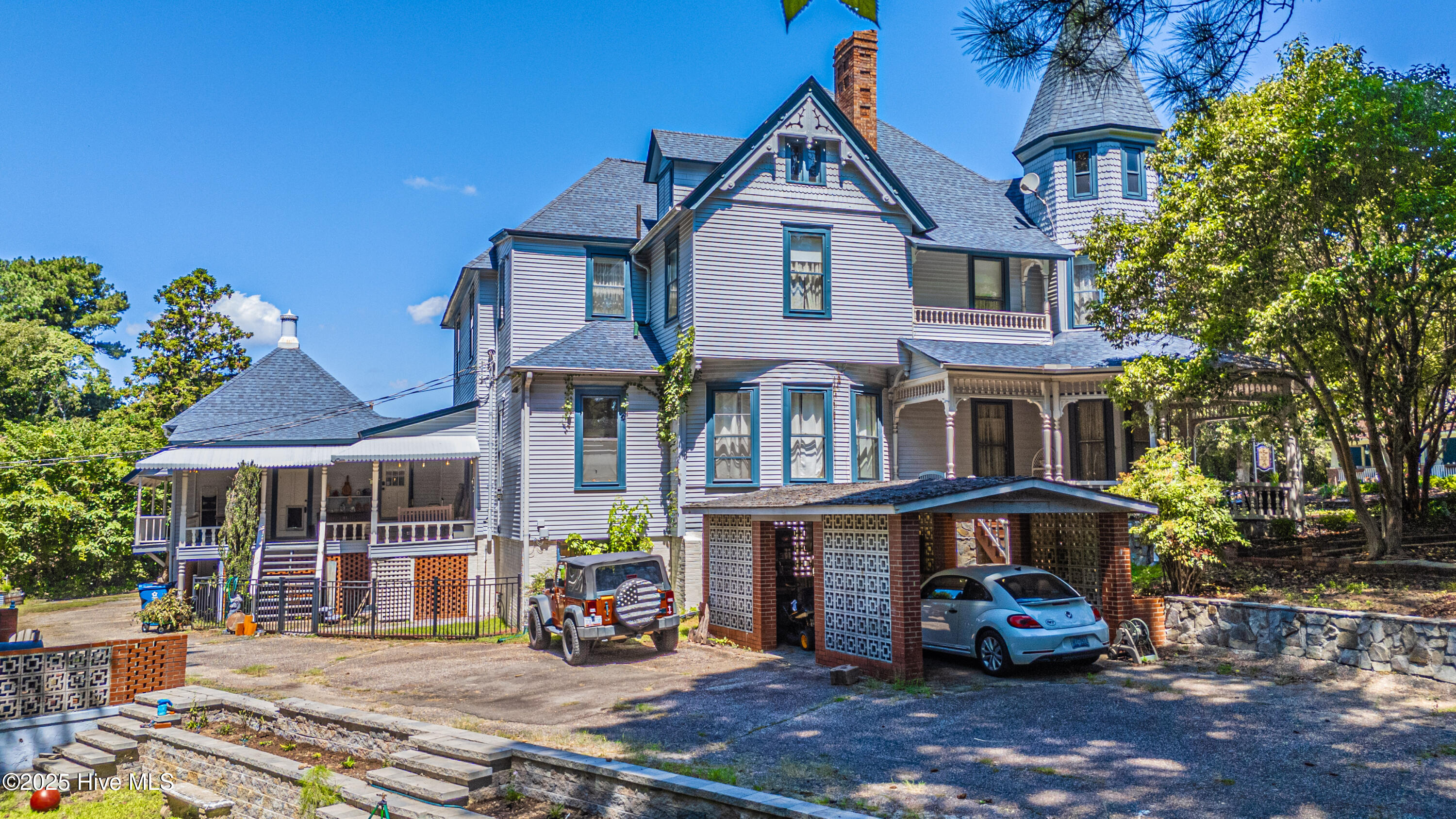 301 Mcreynolds Street