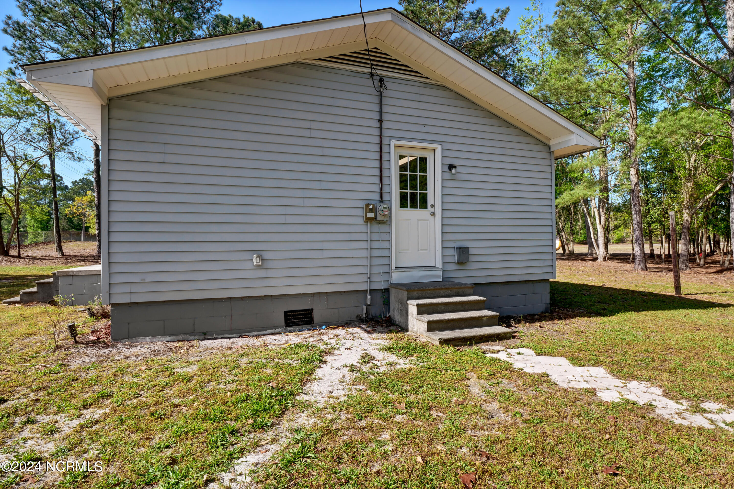 100515683 | Photo 26