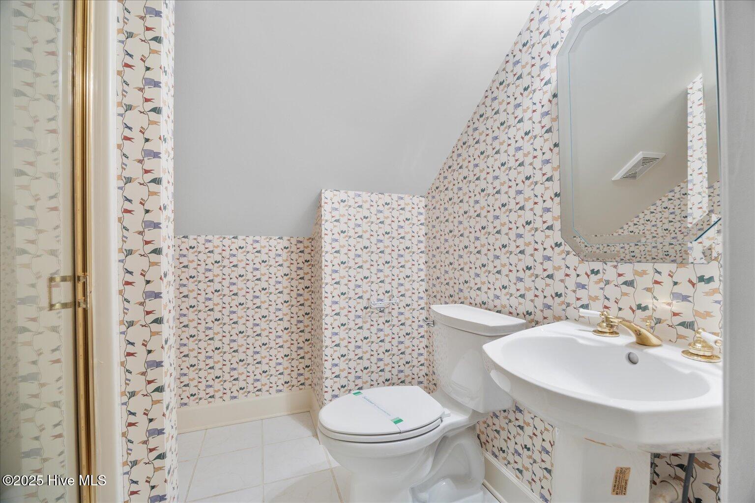 100527258 | Photo 46