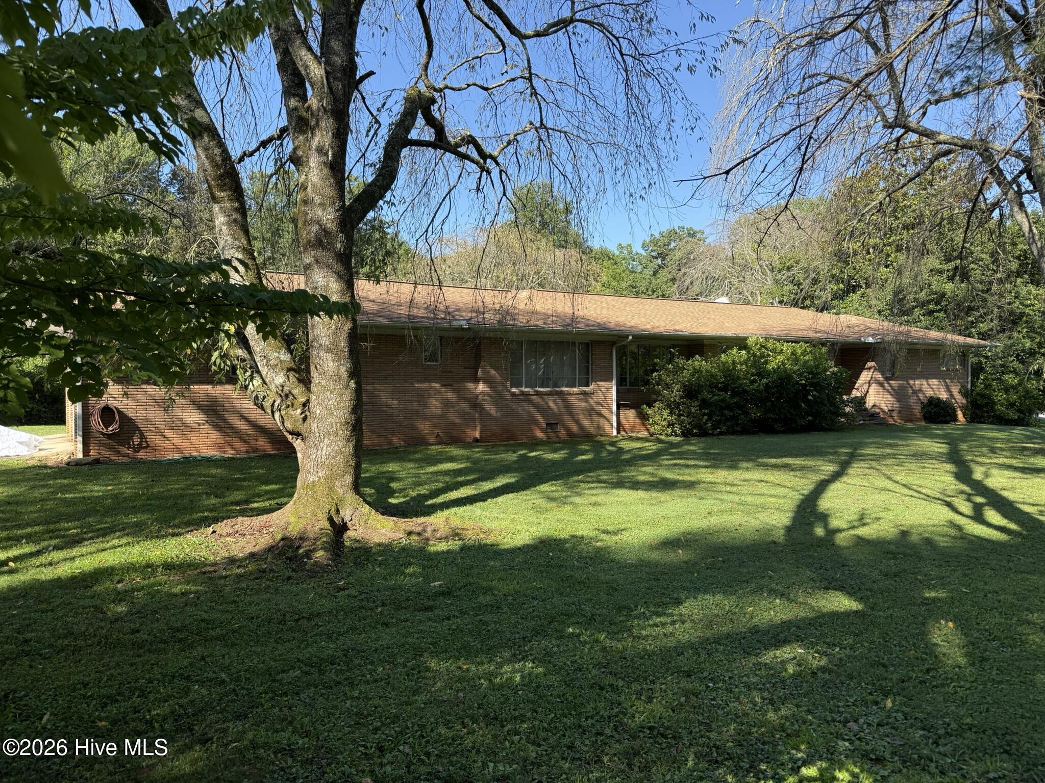 16 Hemlock Way