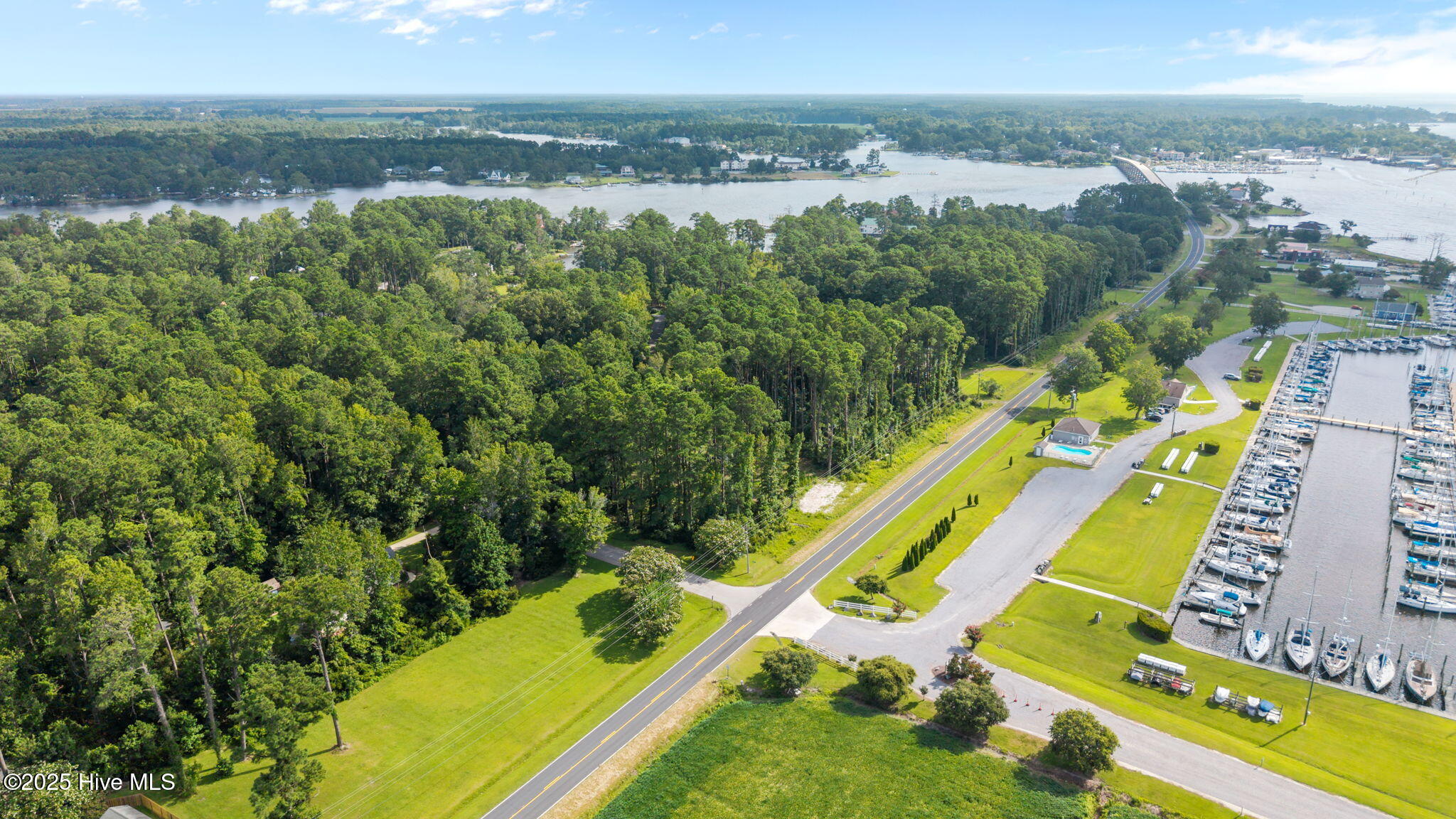 690 Oriental Road, Oriental, NC, 28571