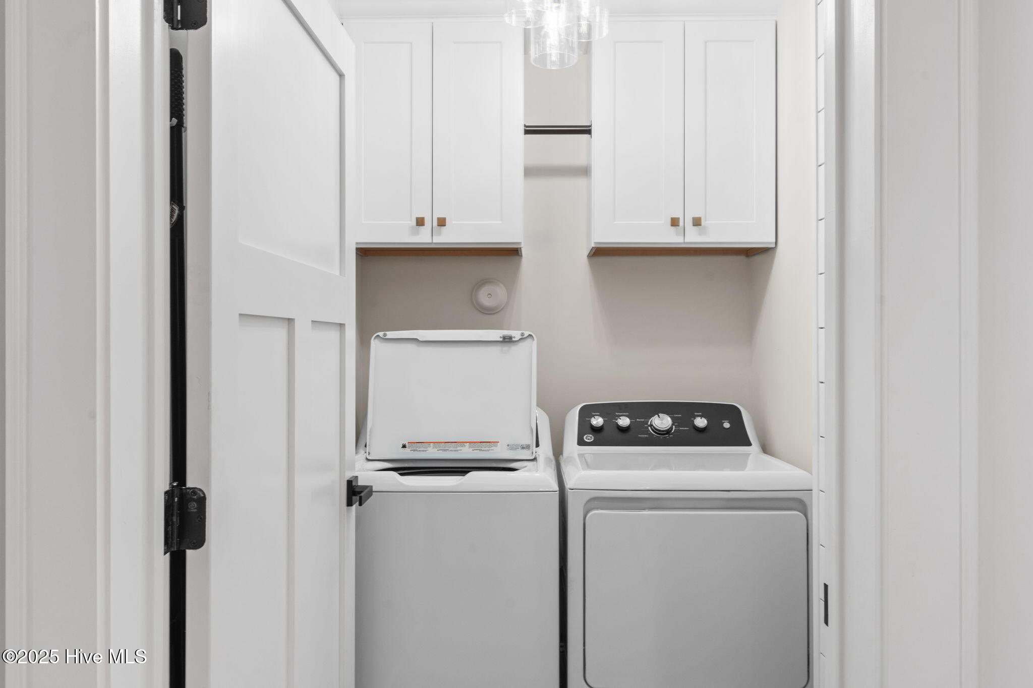 100492743 | Photo 39