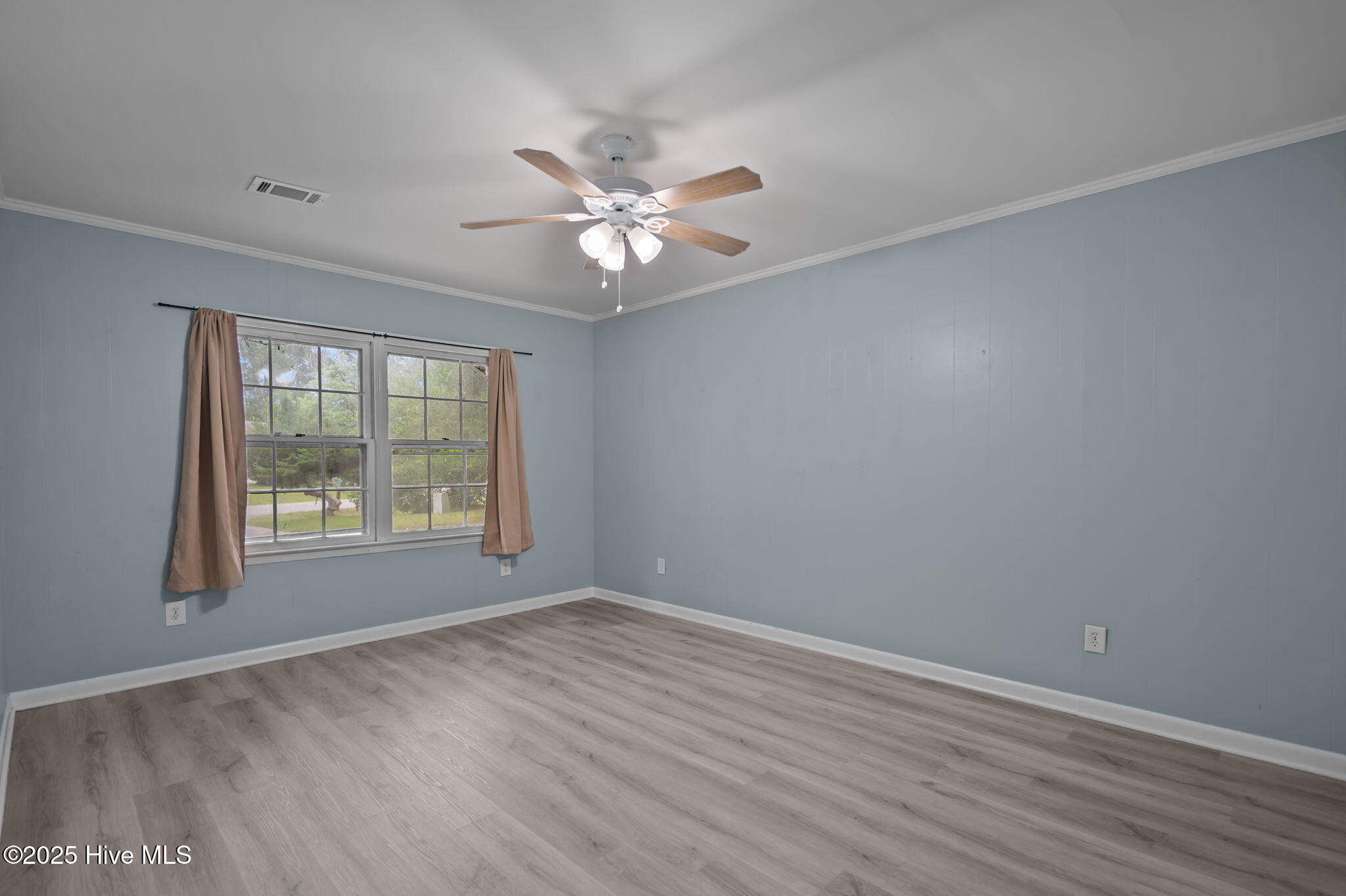 100531423 | Photo 19