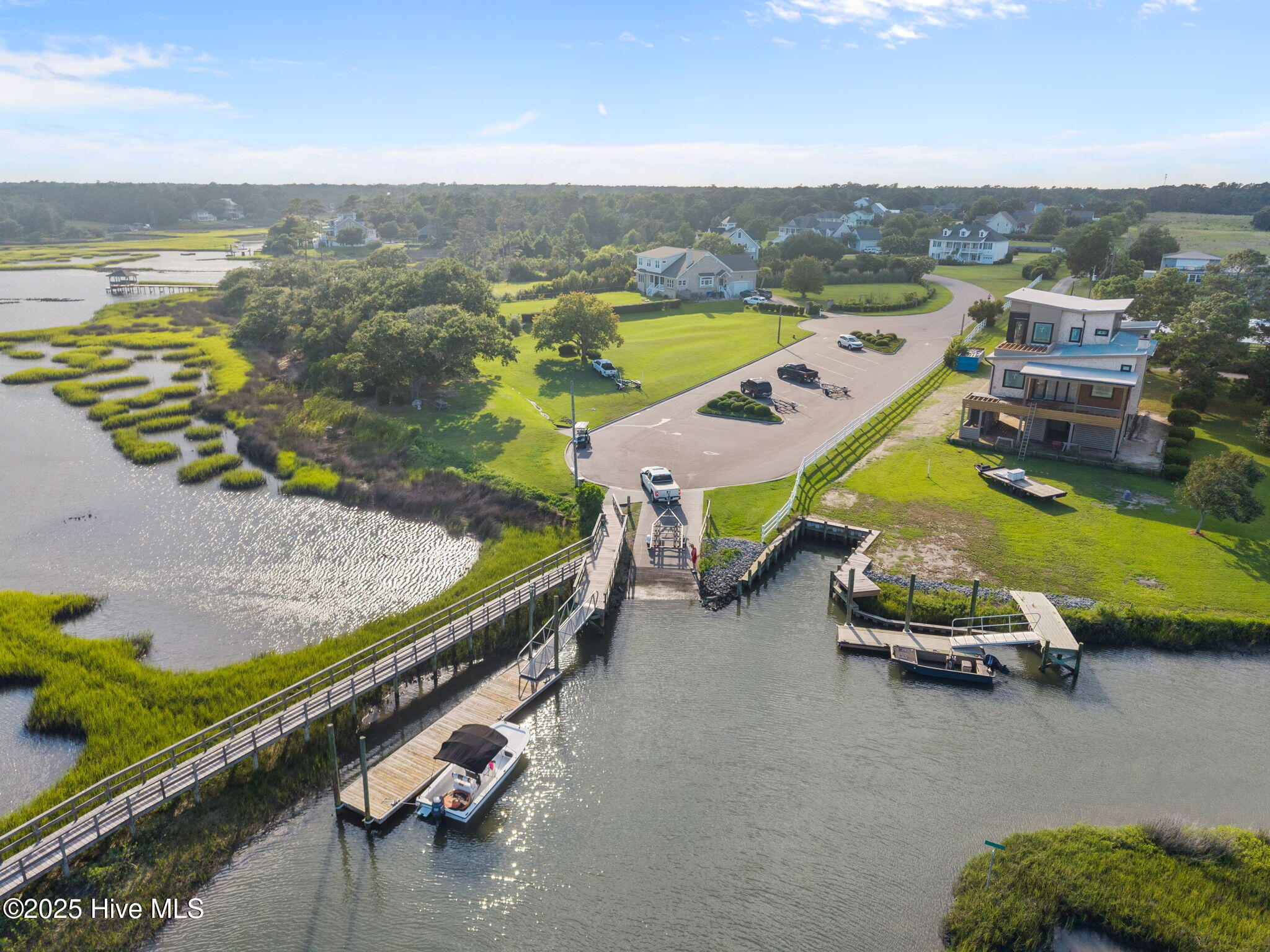 100518834 | Photo 52