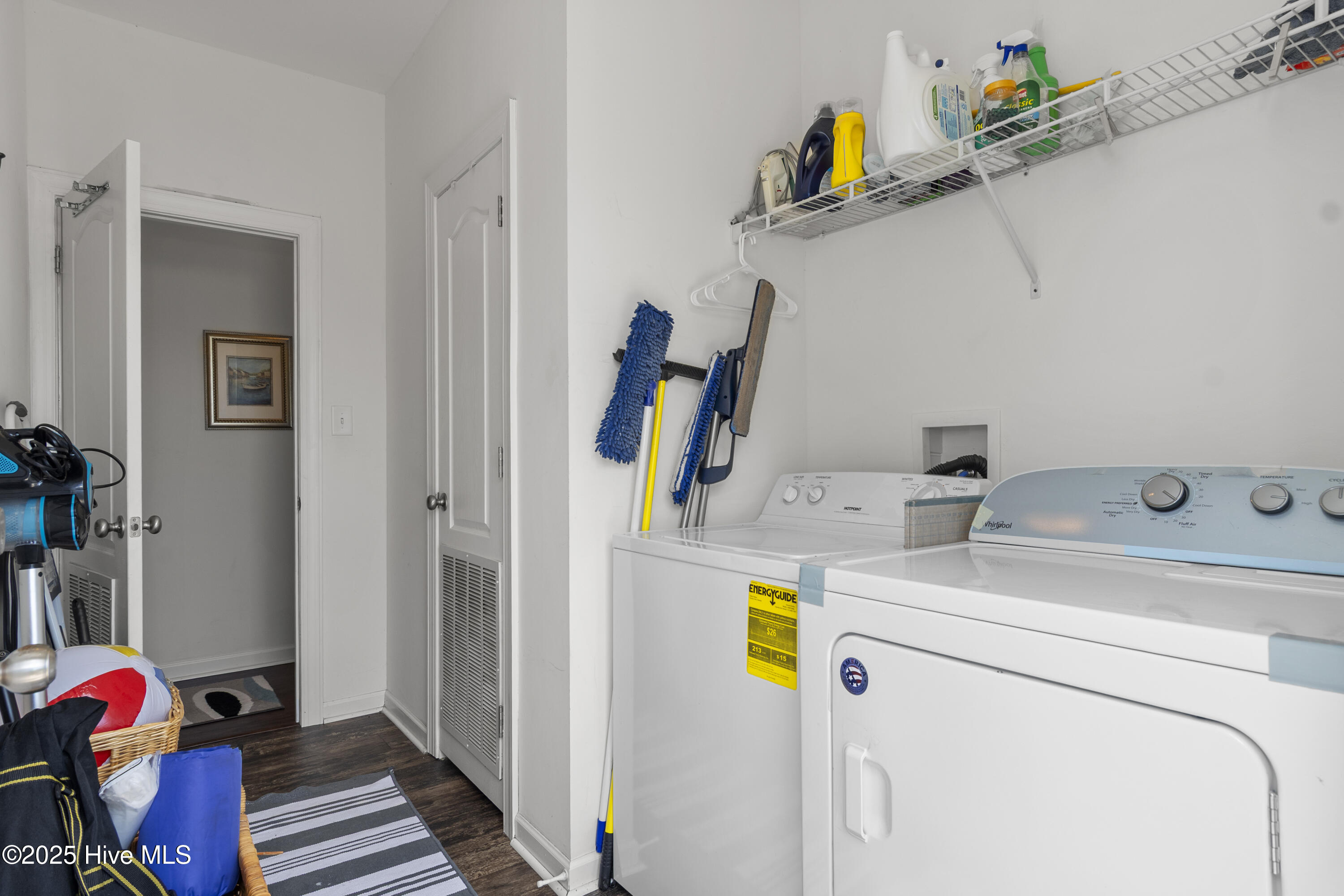 100520173 | Photo 25