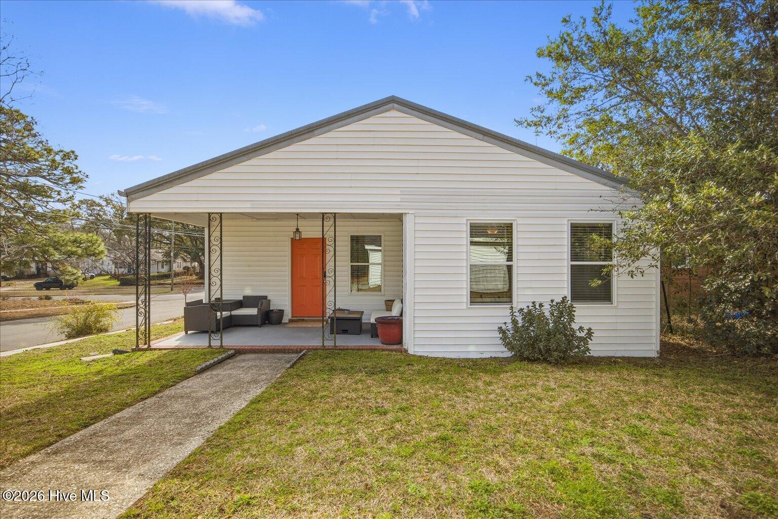 100557865 | Photo 33