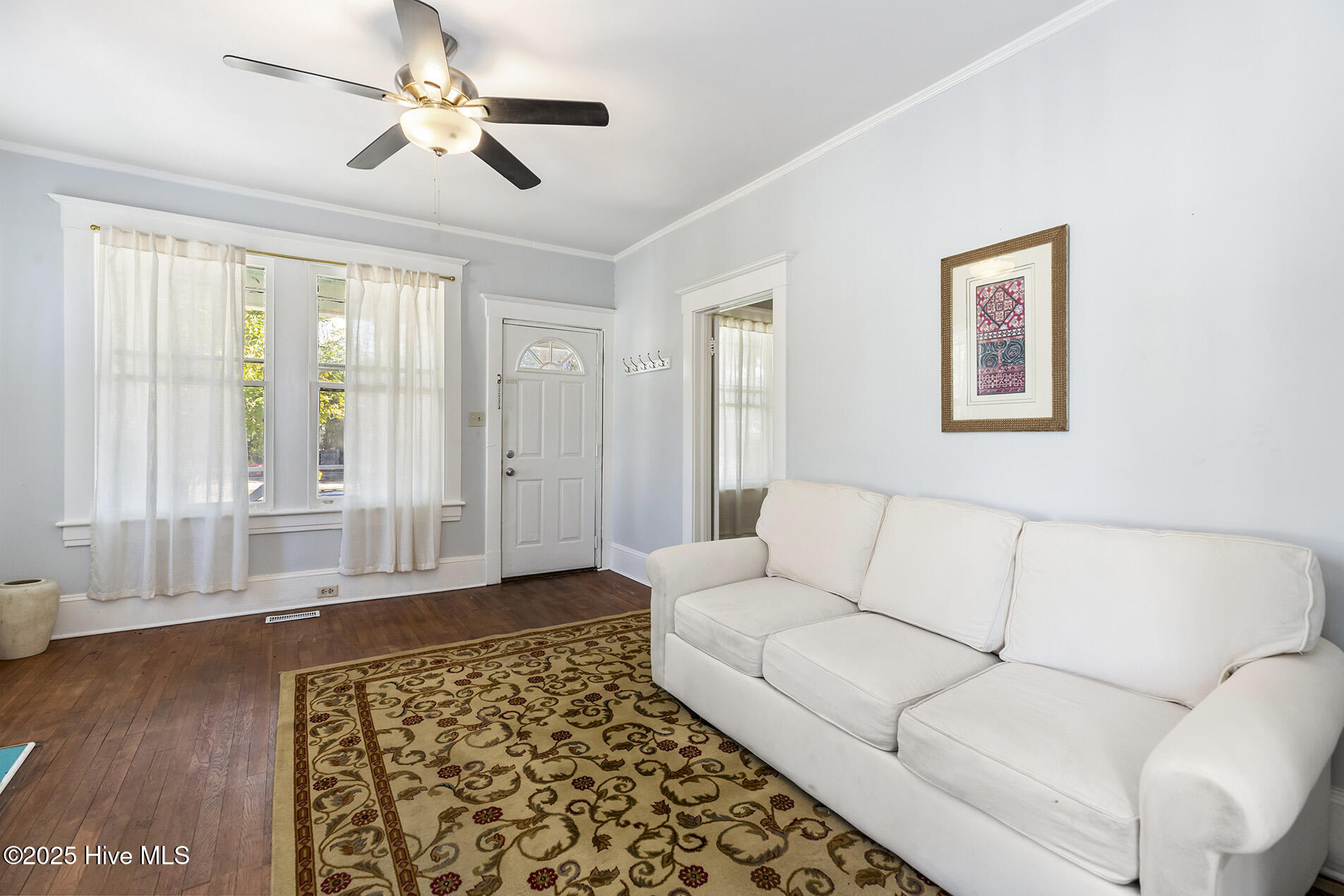 100540157 | Photo 10