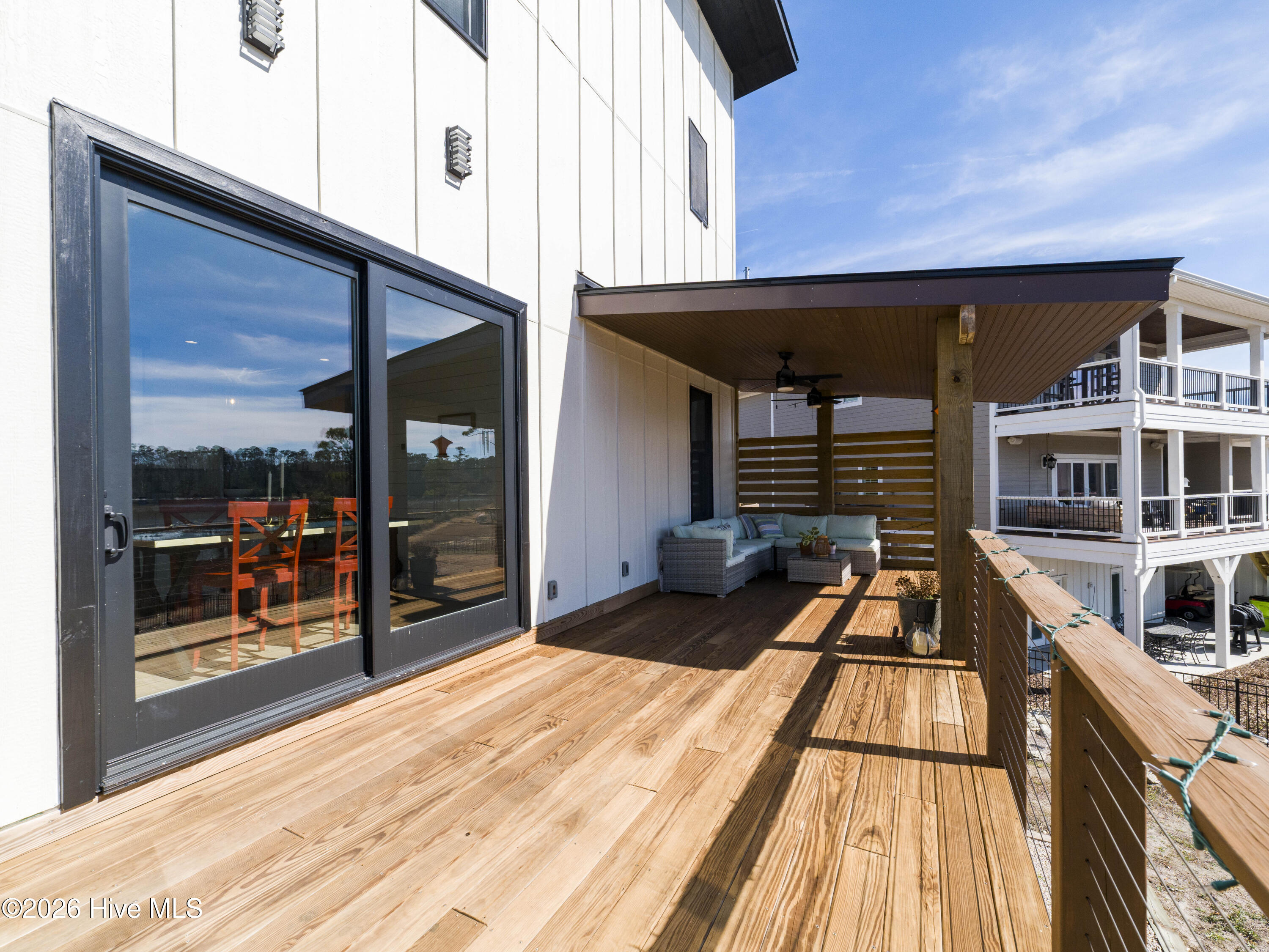 100554850 | Photo 29