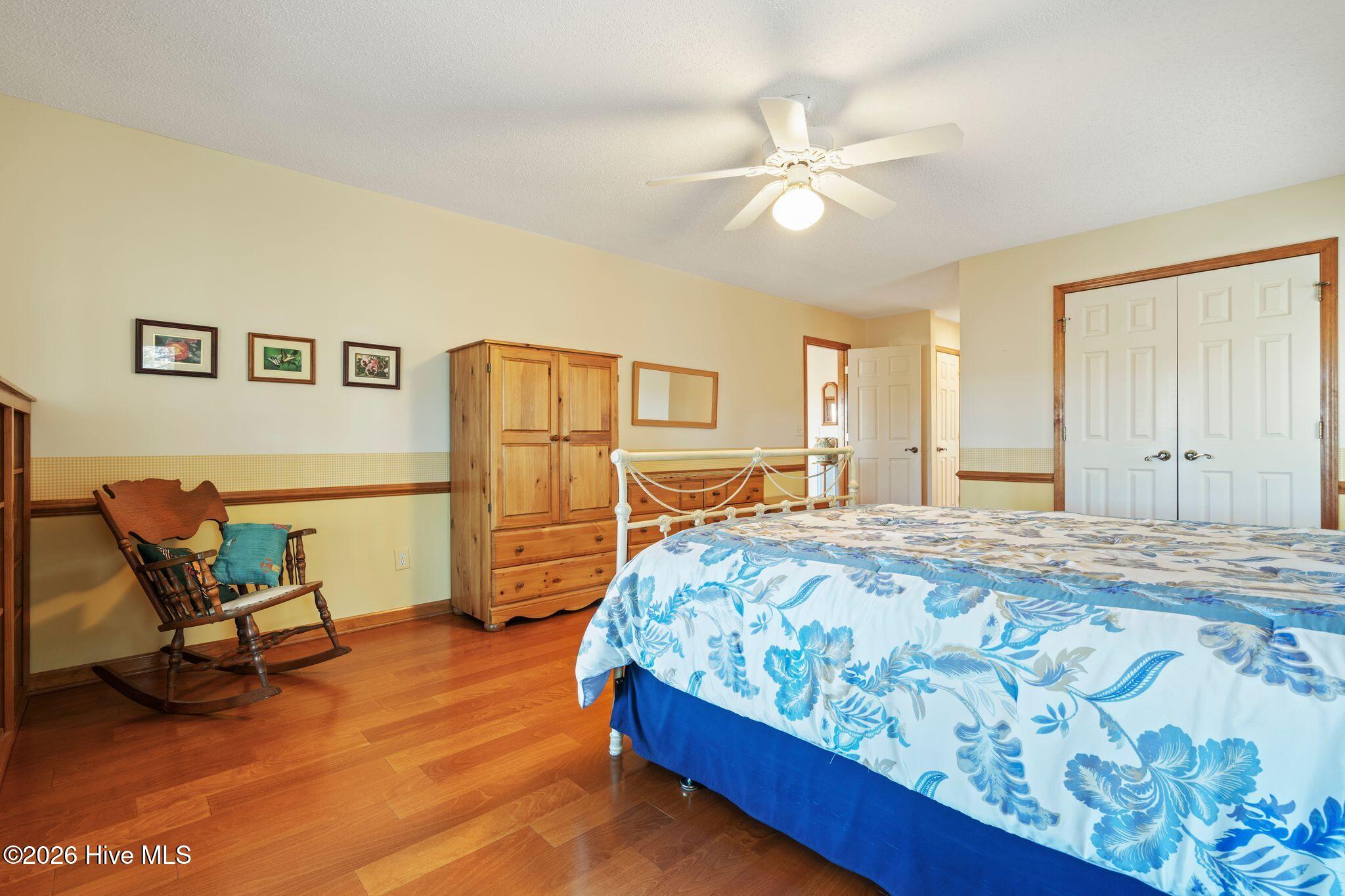 100552539 | Photo 46