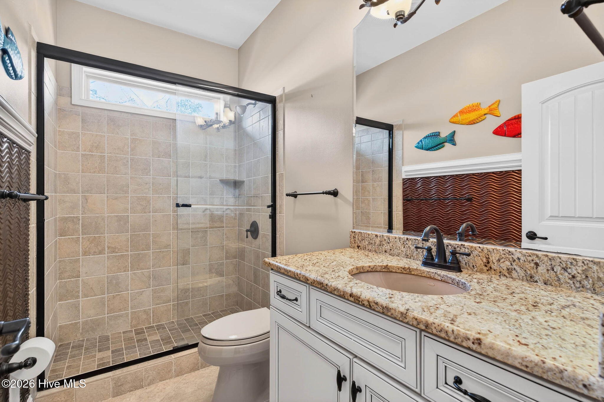 100560240 | Photo 30