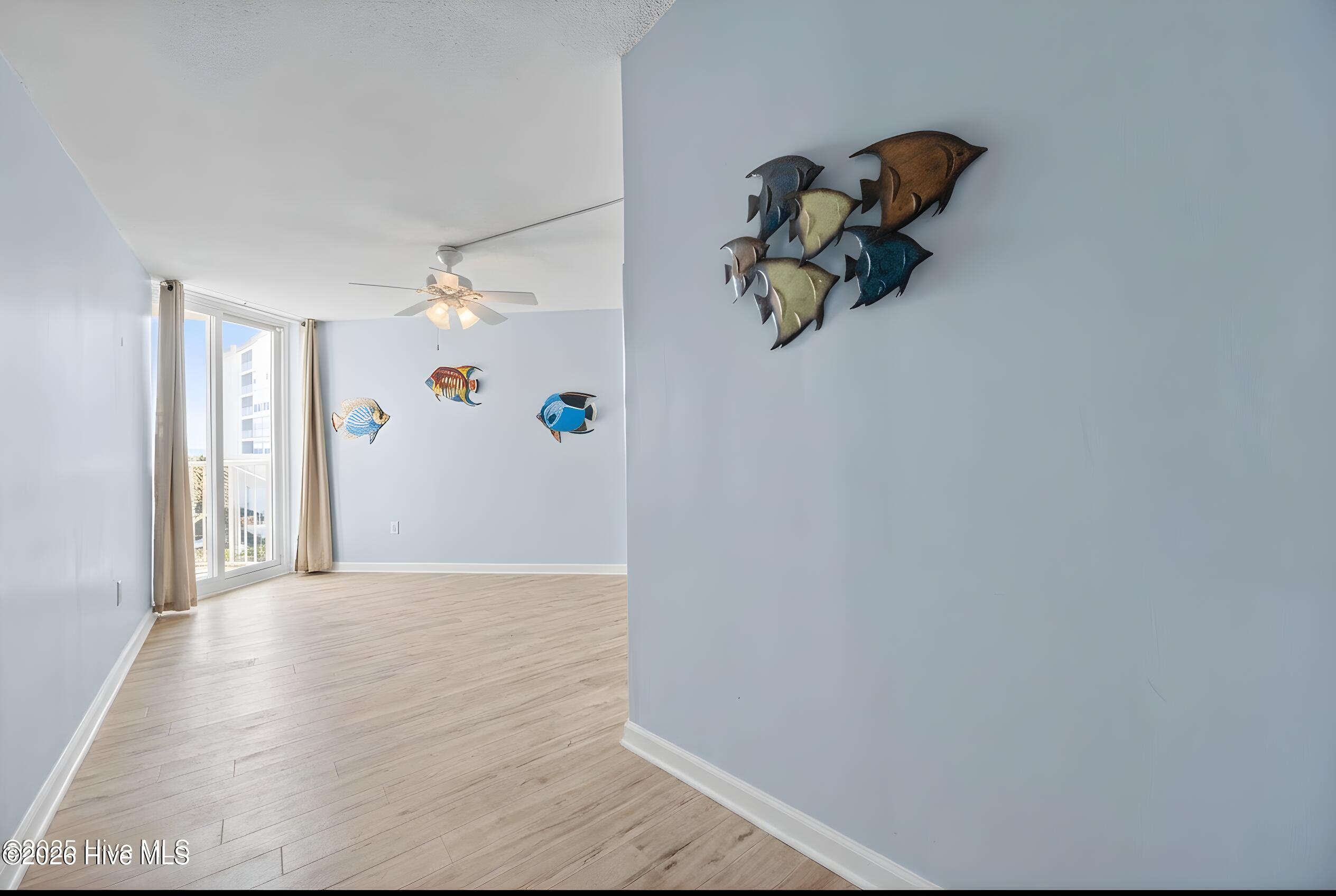 100528908 | Photo 29