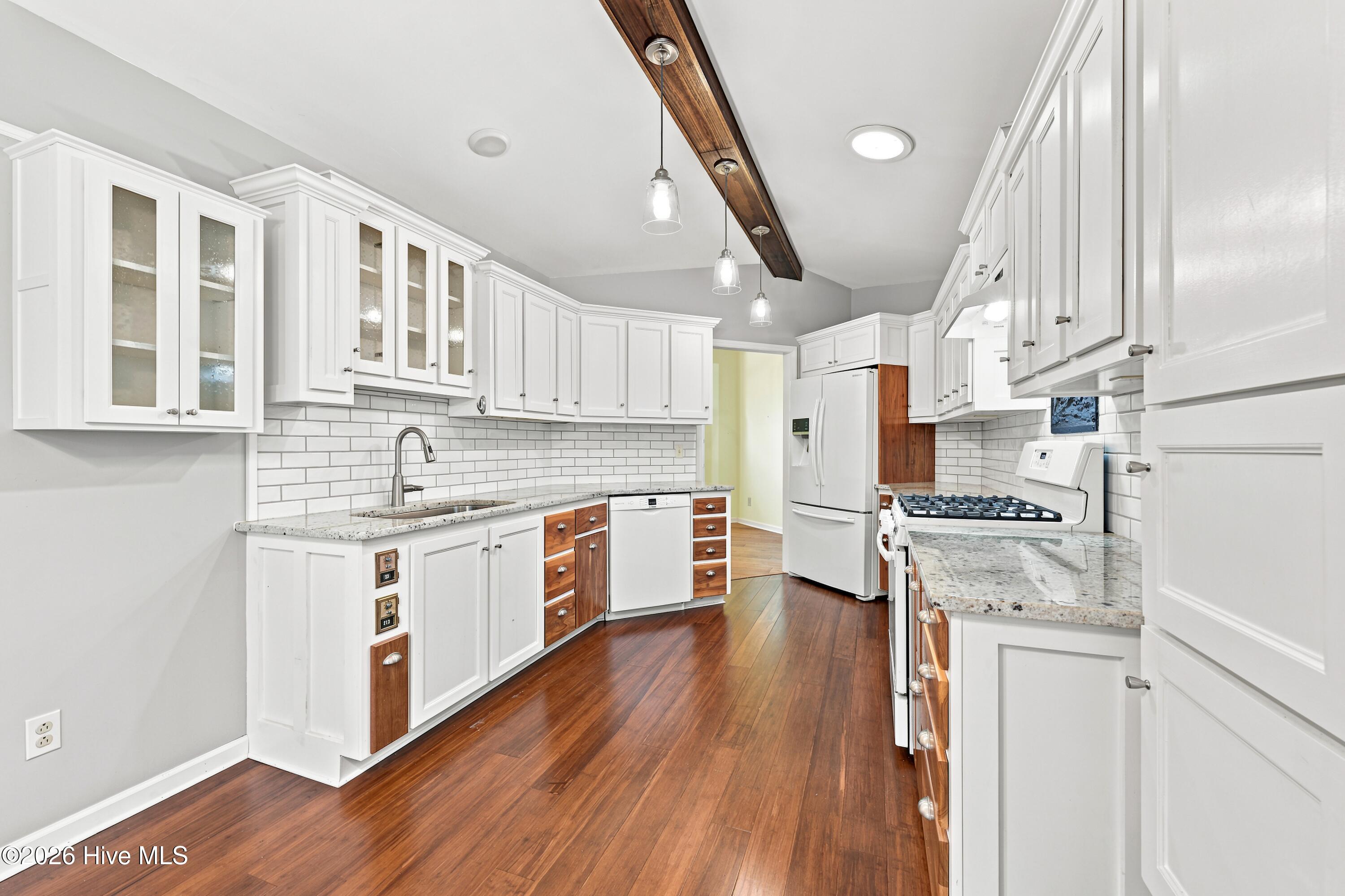 1250 Pine Valley Drive,New Bern