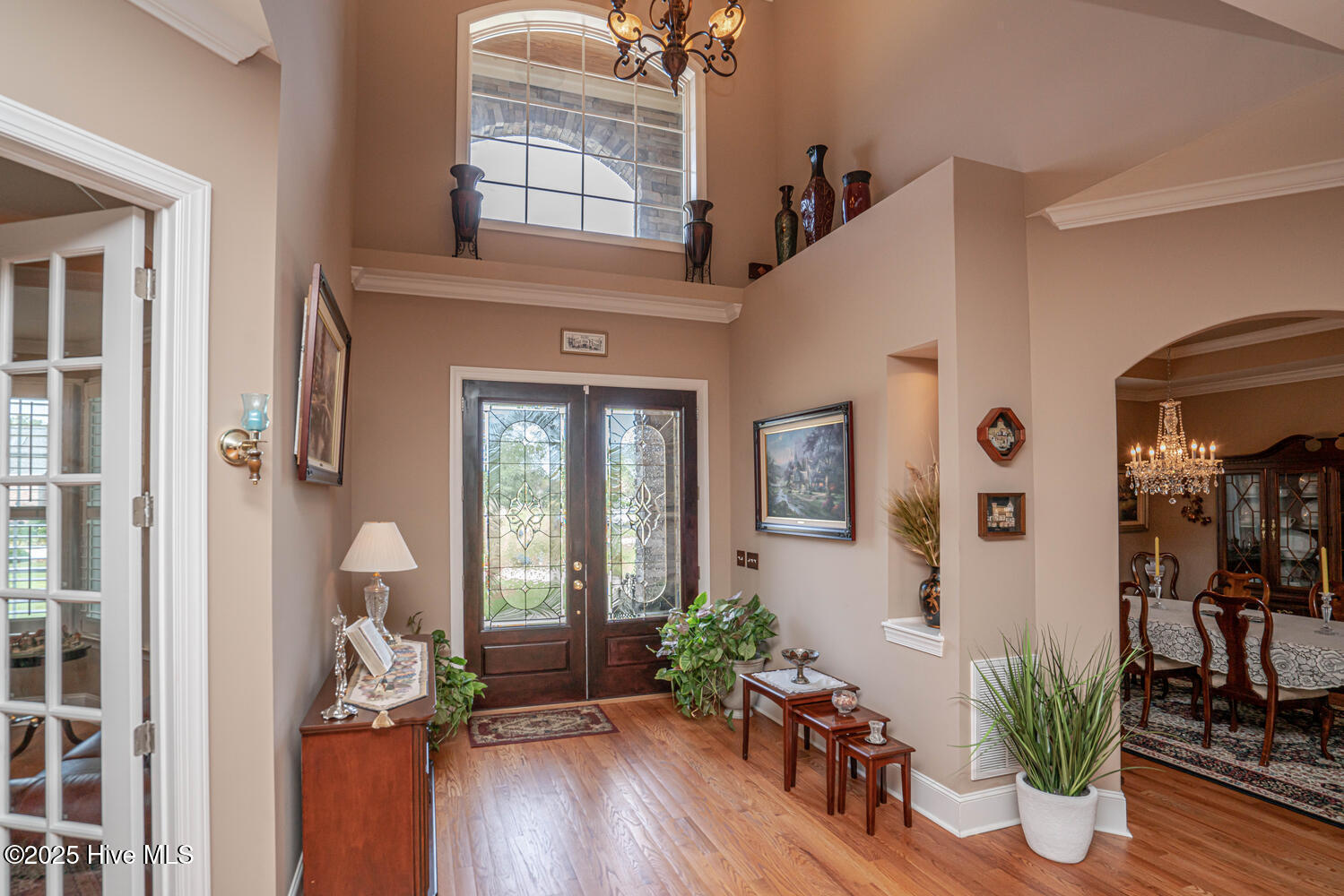 100534571 | Photo 10