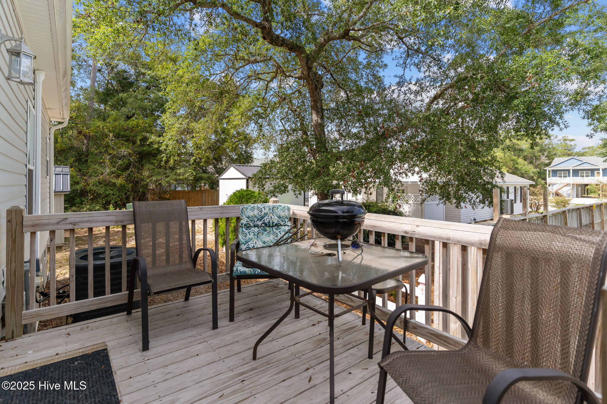 100535377 | Photo 41