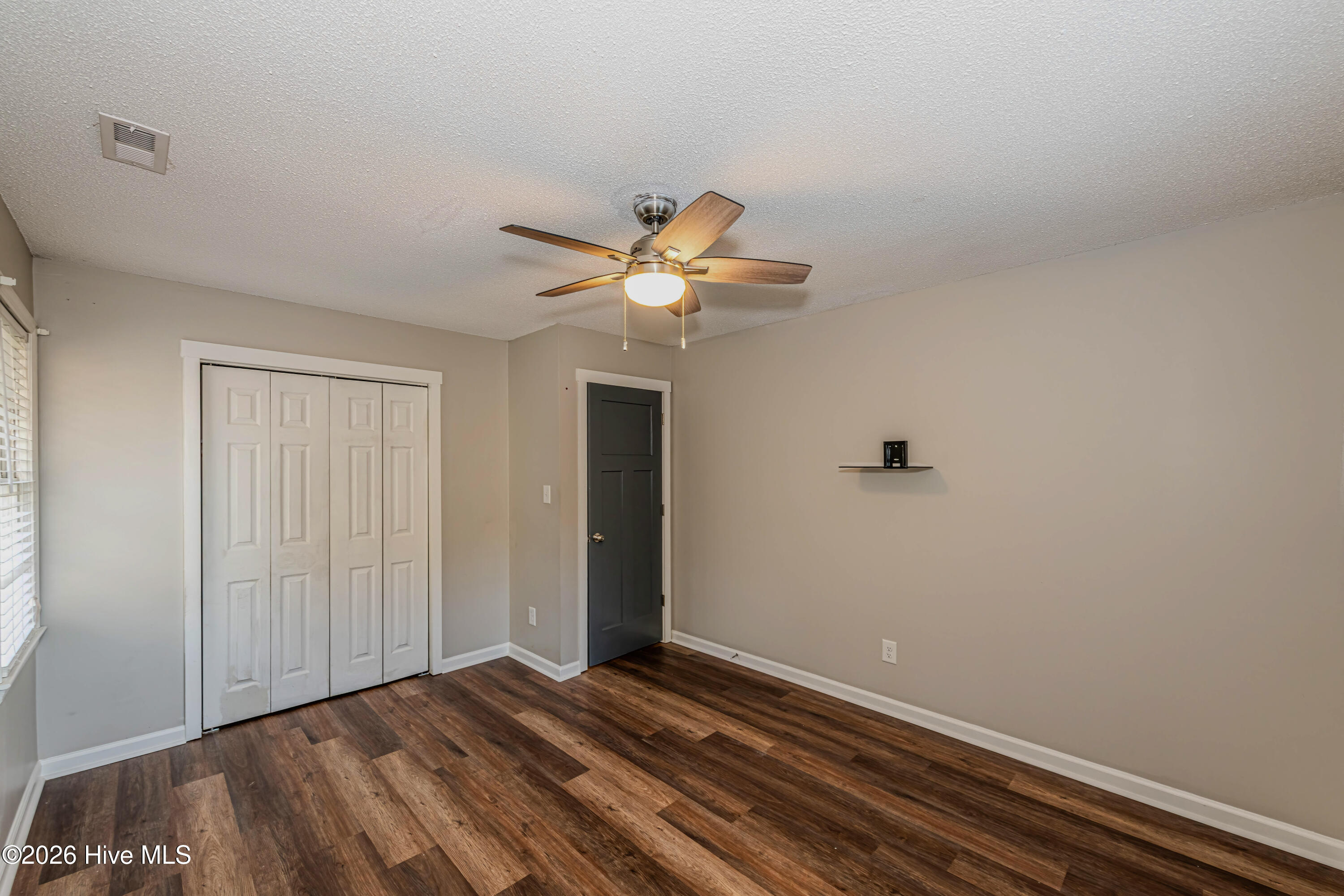 100549124 | Photo 29