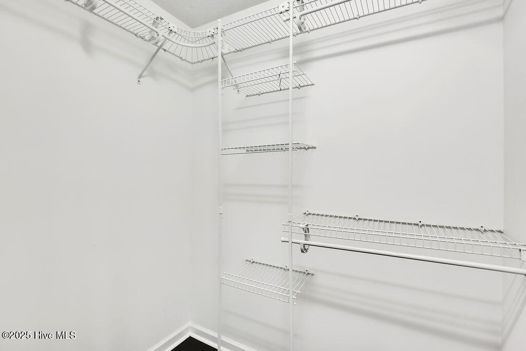 100547758 | Photo 17