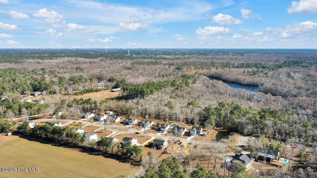 100548902 | Photo 44