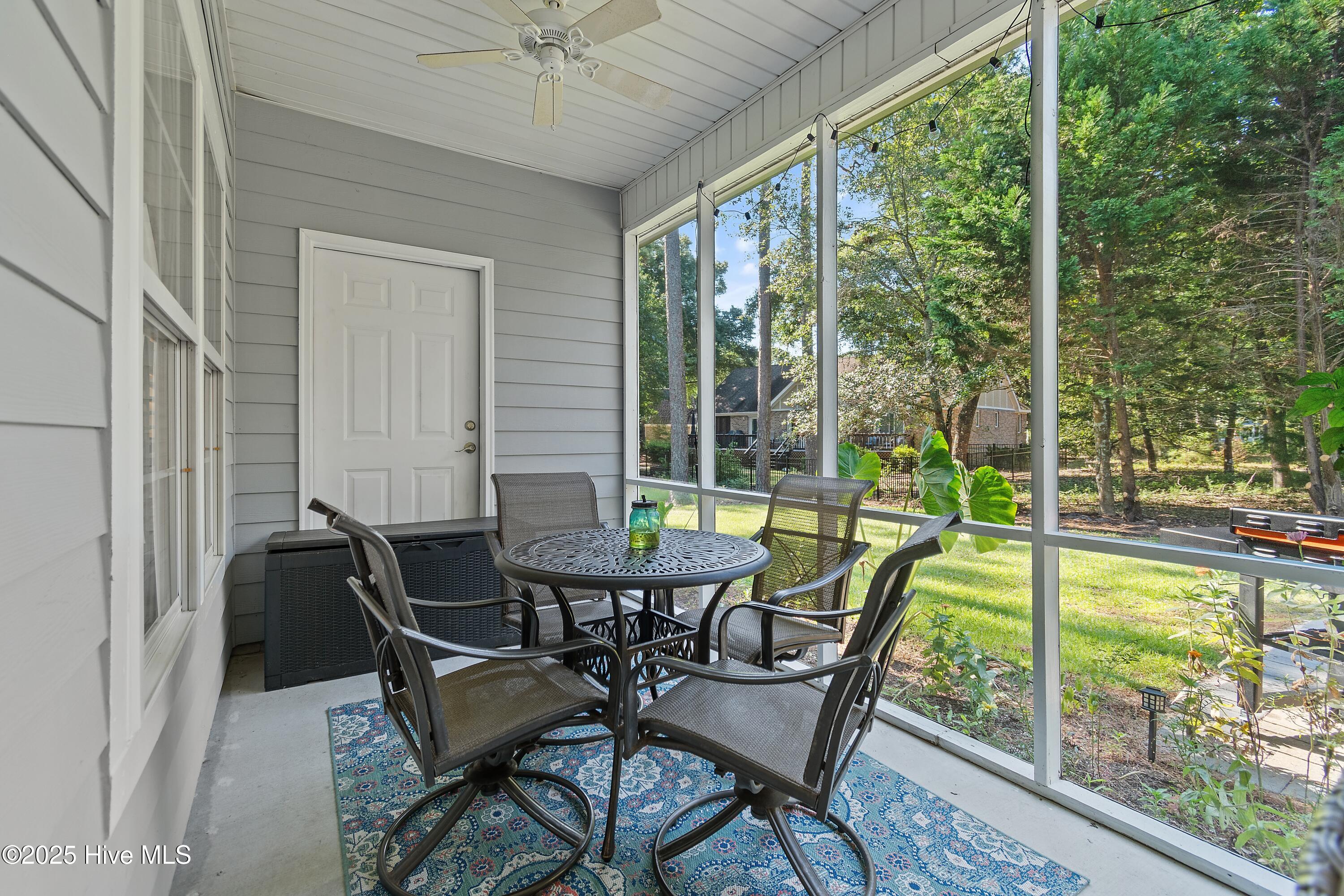 100529208 | Photo 32