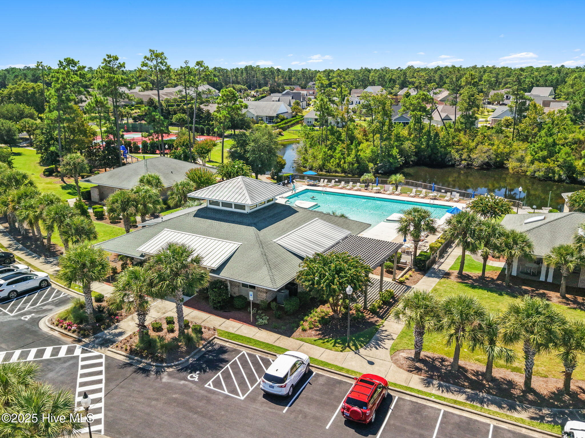 100543252 | Photo 22