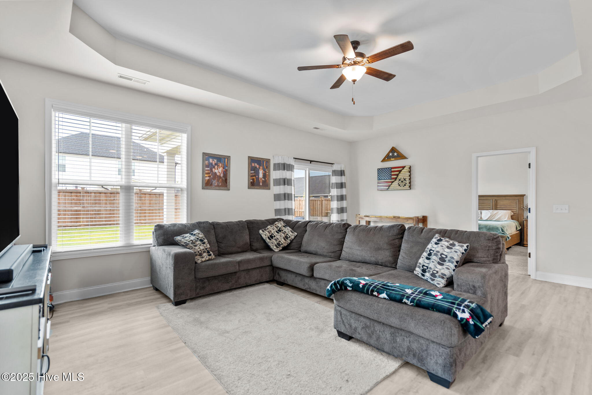 3990 Eclipse Avenue, Leland, NC 28451 – photo 13: 11-living_to_primary