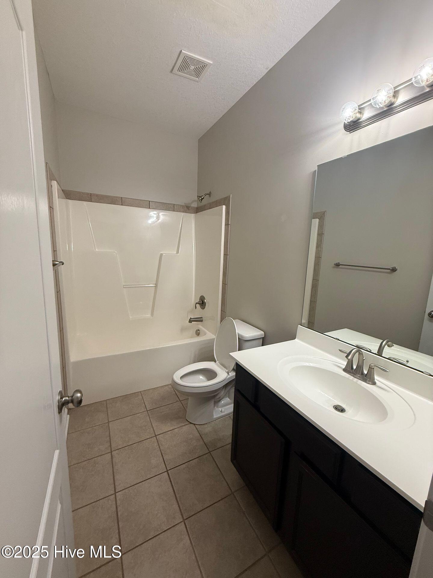 100544047 | Photo 18