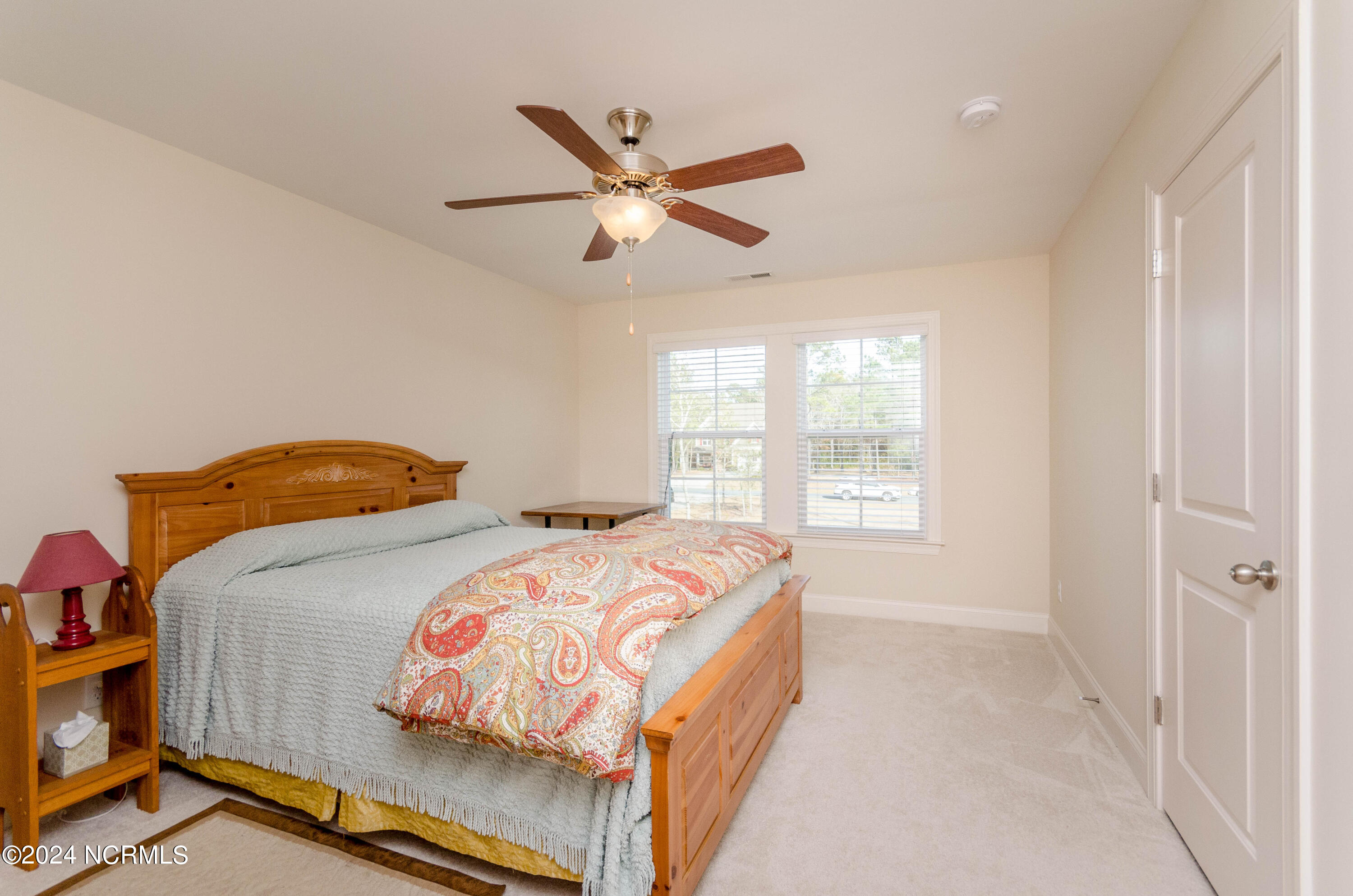 100560622 | Photo 41