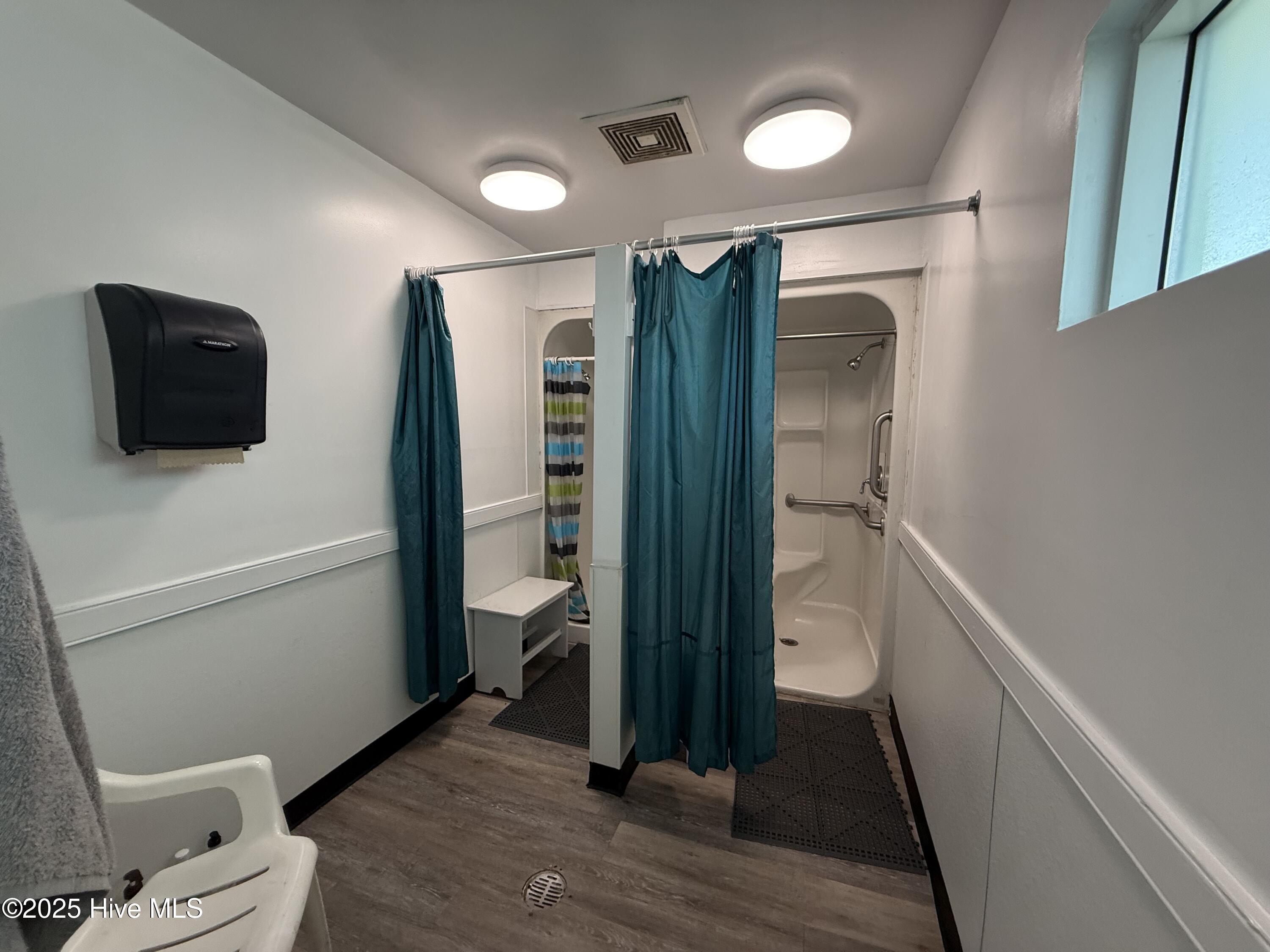 100515642 | Photo 12