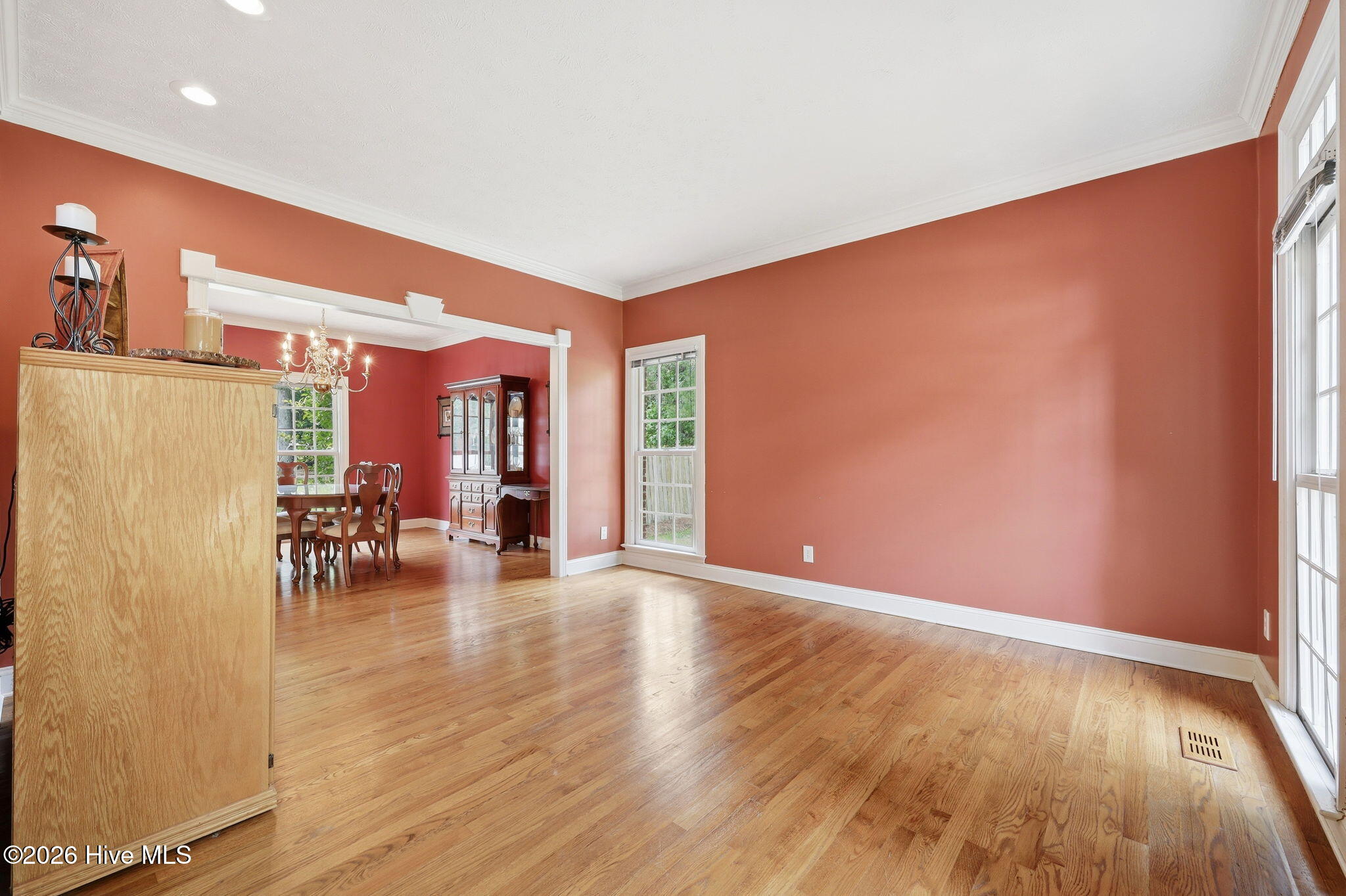 the roon to the right is your formal living space with such versatility for use