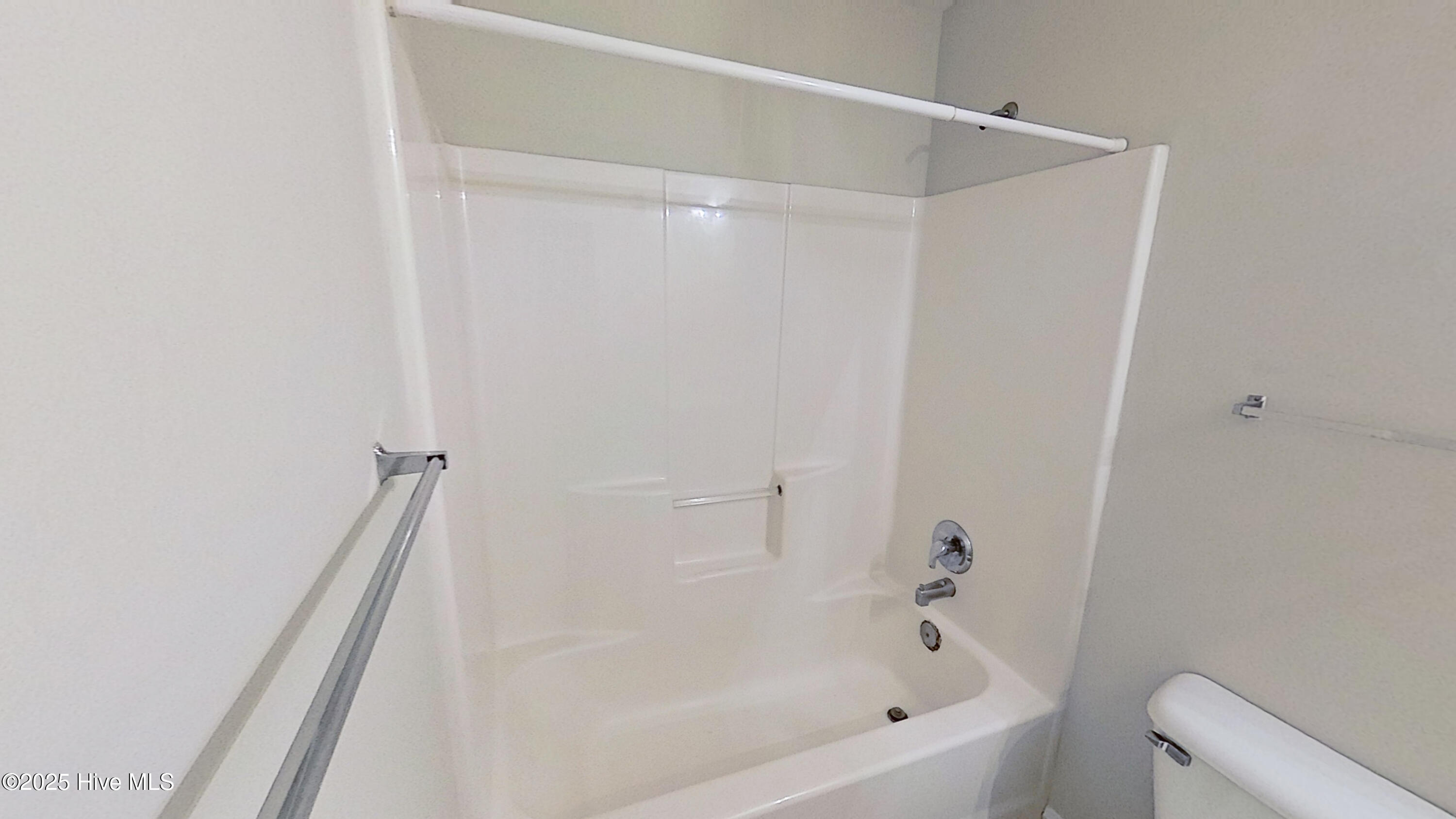 100543632 | Photo 22