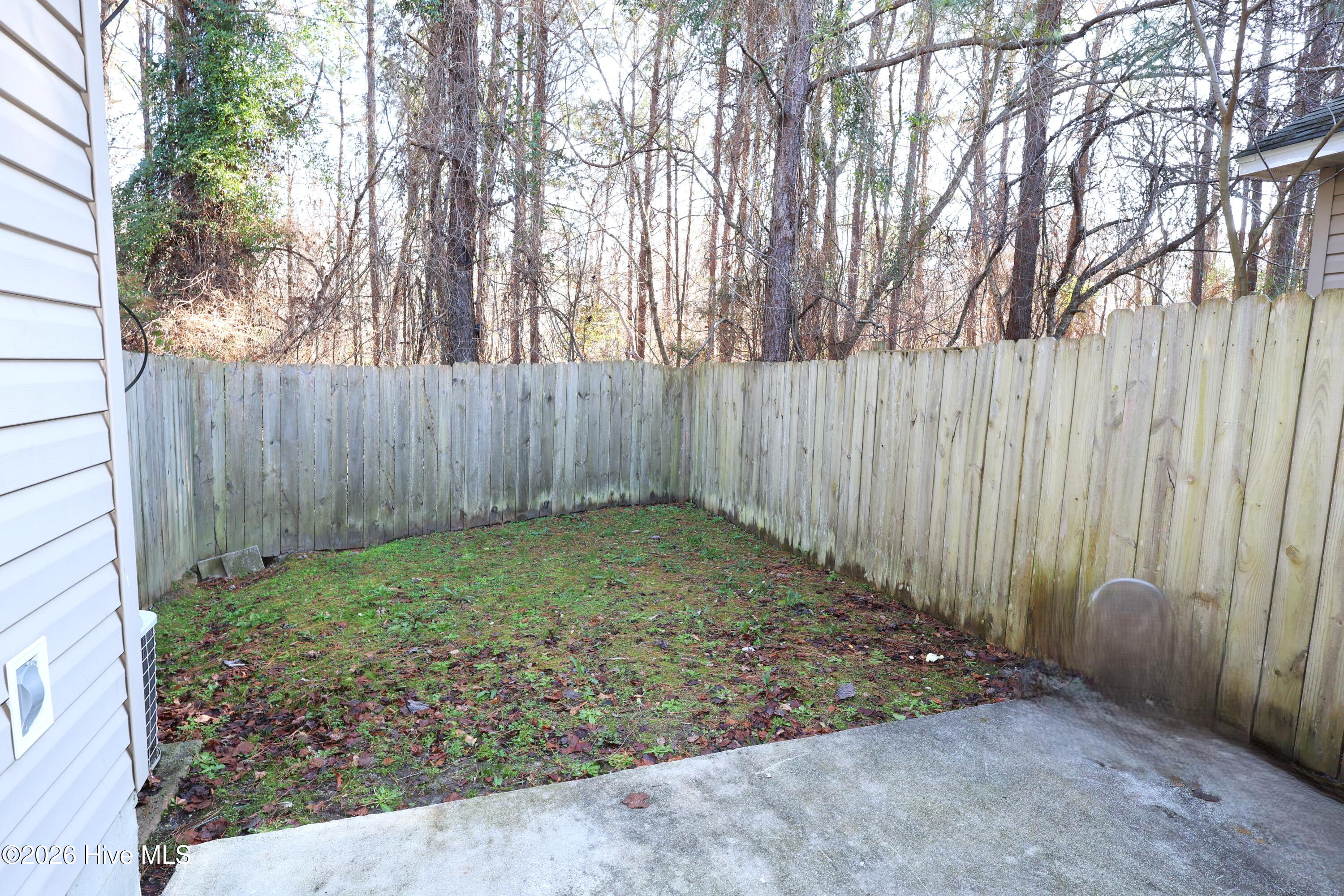 100547639 | Photo 10