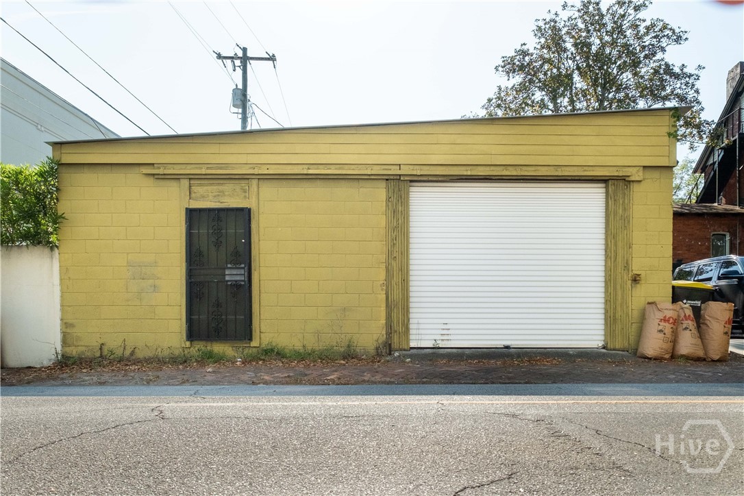 711 Tattnall Street, Savannah, GA, 31401