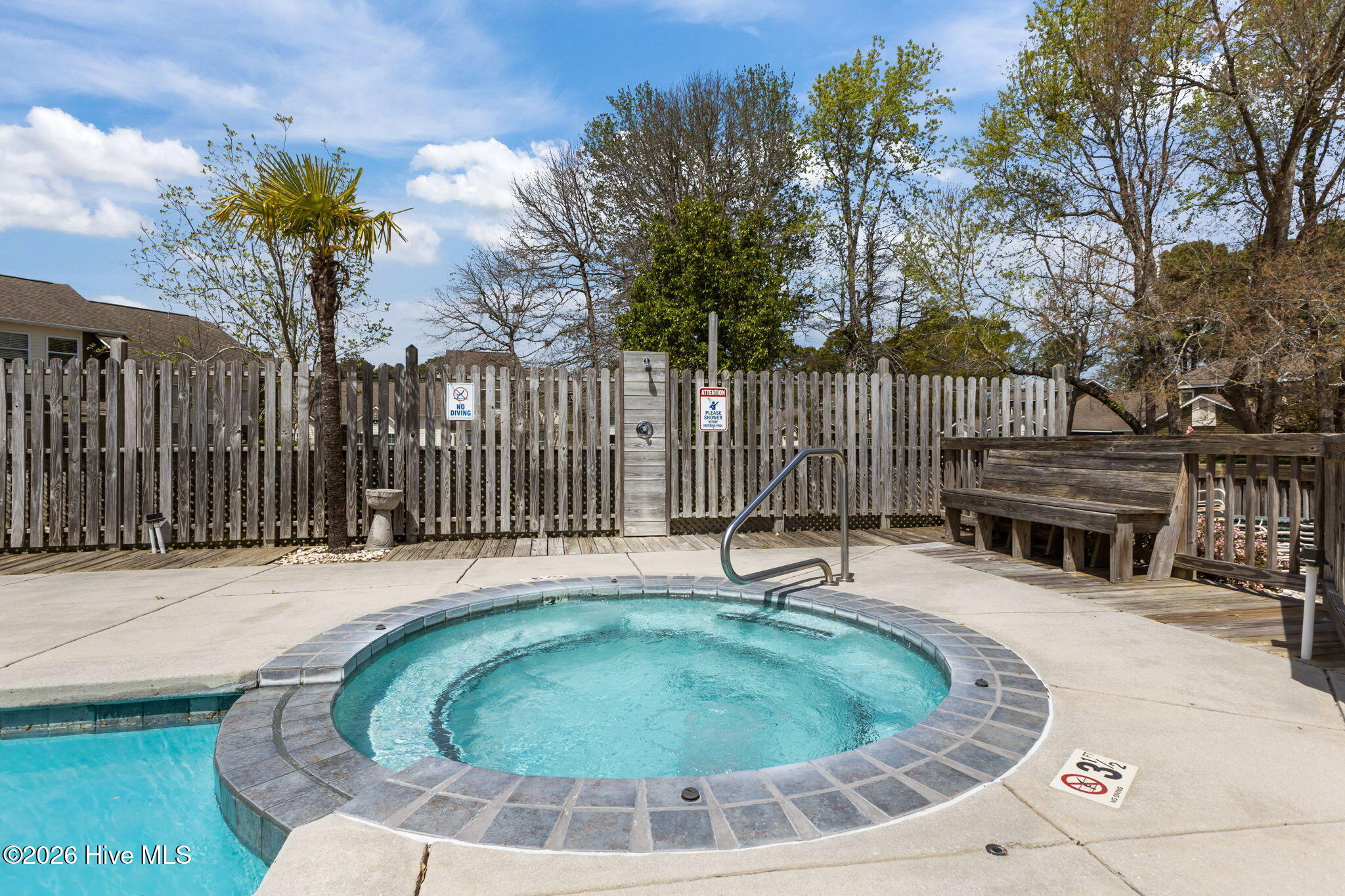 1202 Cedarwood Village,Morehead City
