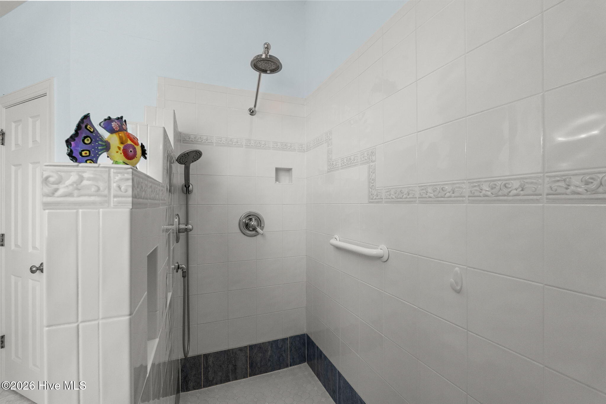 100565565 | Photo 40