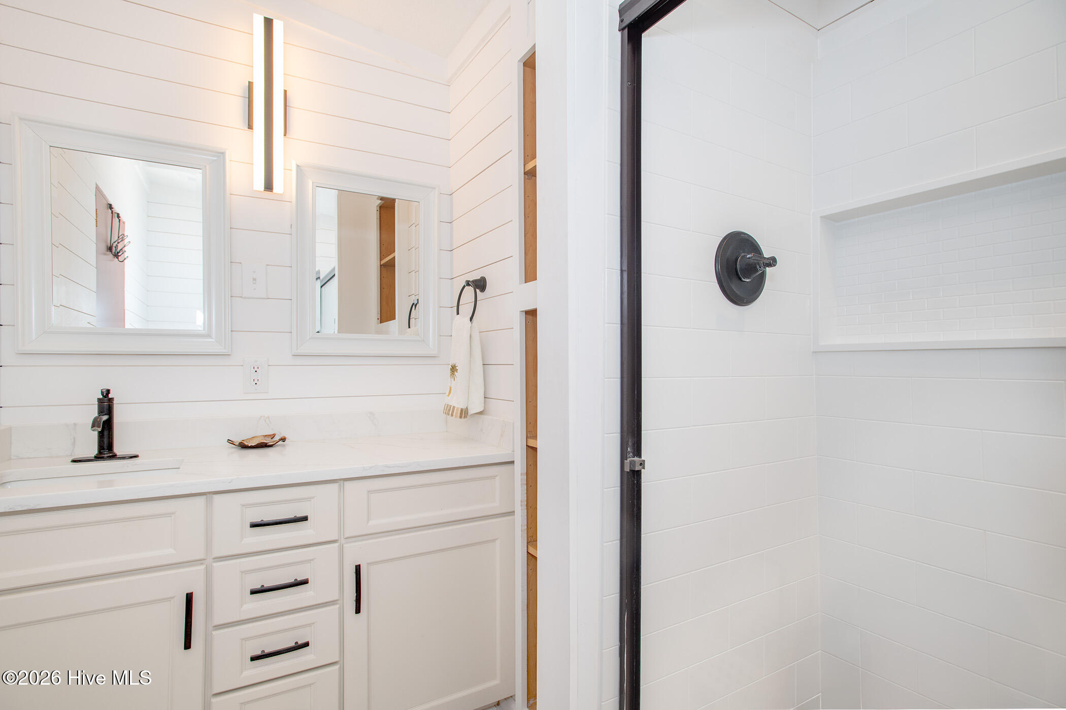 290 Broad Creek Loop Road,Newport