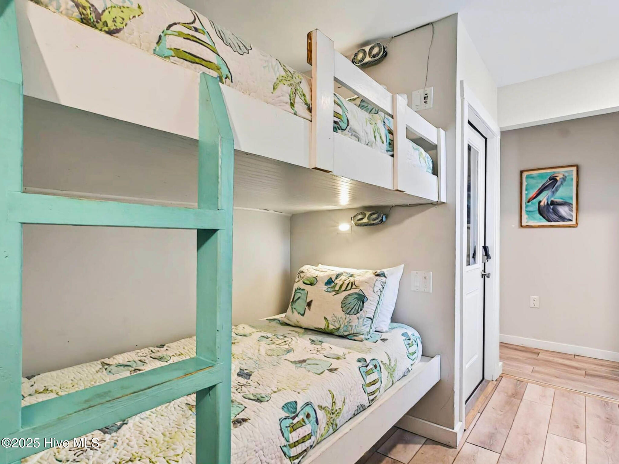 100504393 | Photo 31