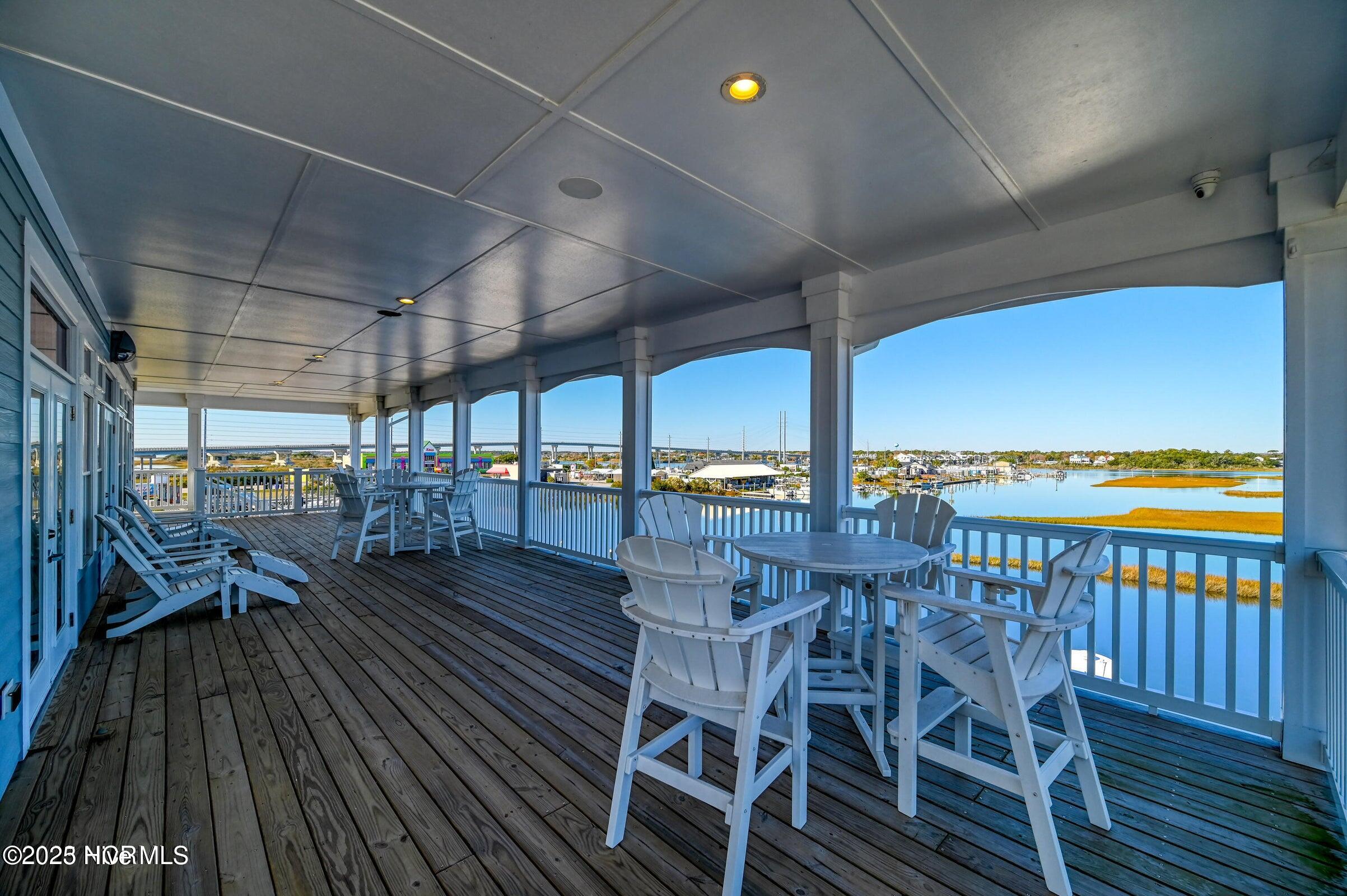 100514575 | Photo 32