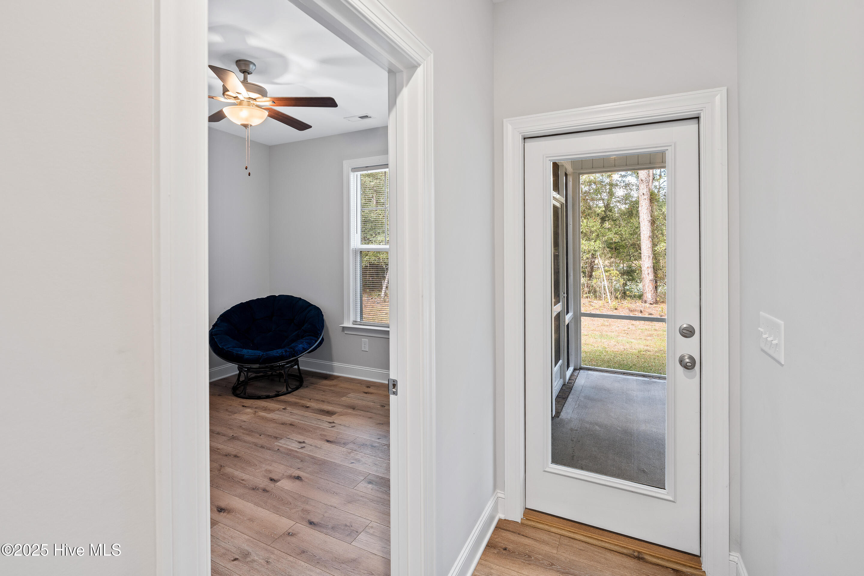 100534961 | Photo 24