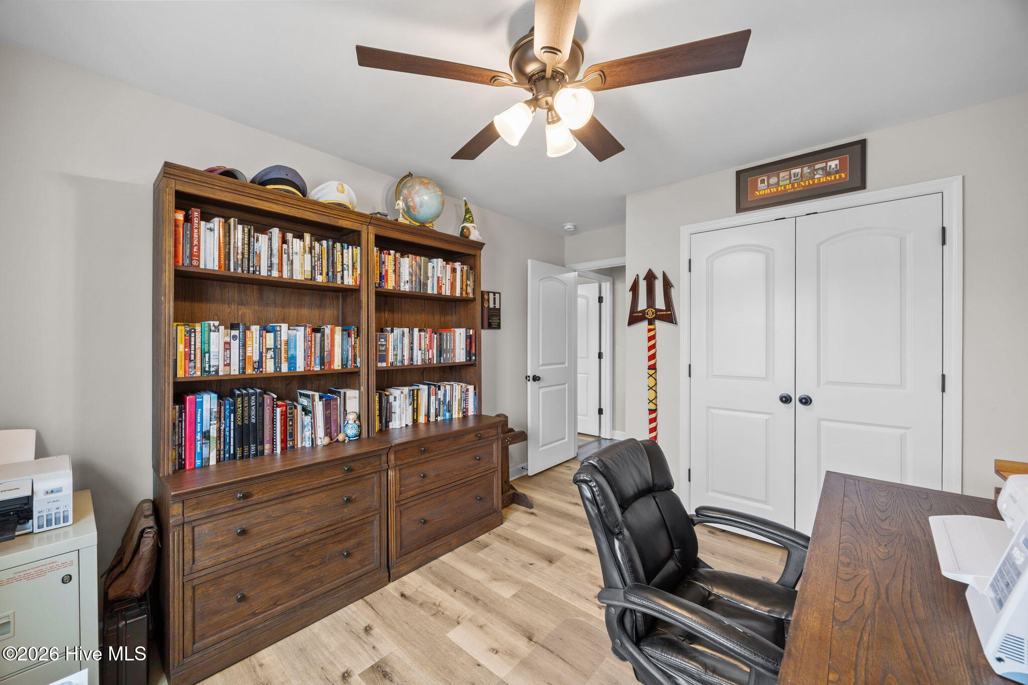 100557162 | Photo 30