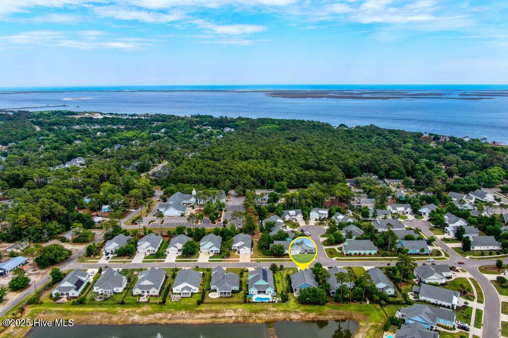 100535005 | Photo 41