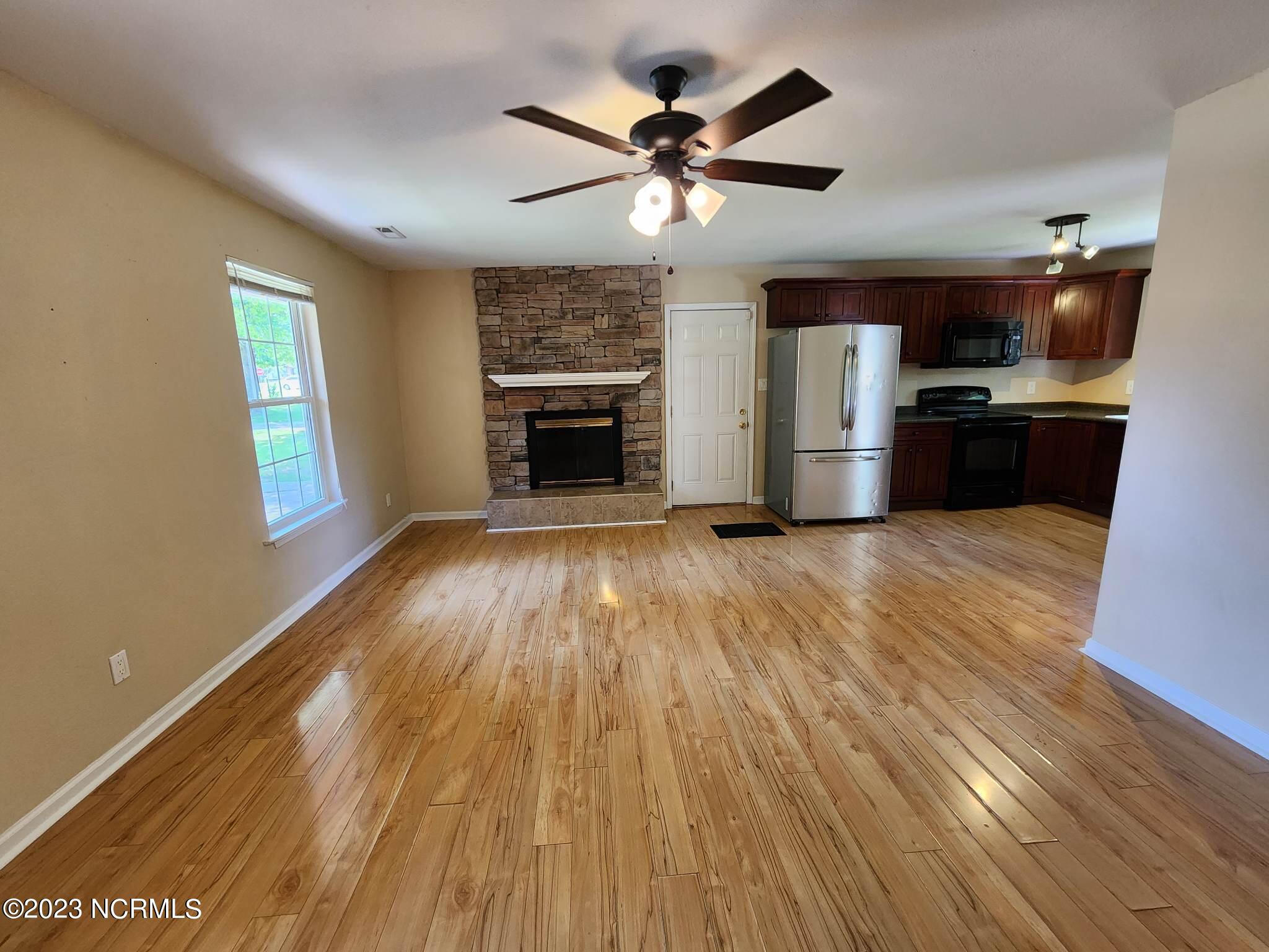 105 Briarwood Court,Jacksonville