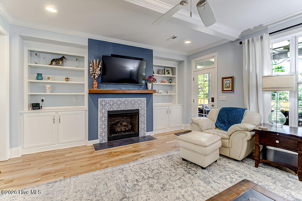 100553101 | Photo 12