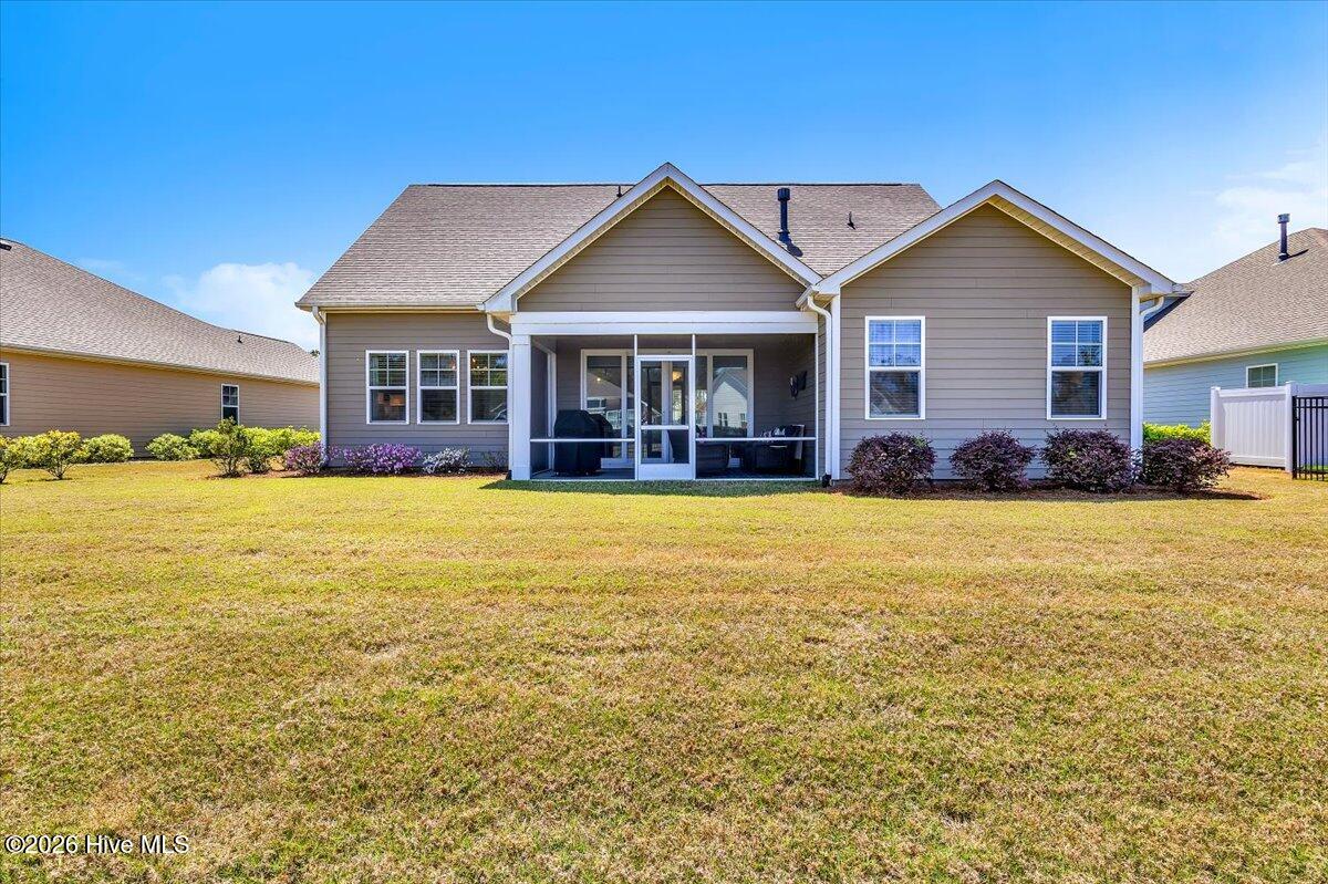 100569276 | Photo 52