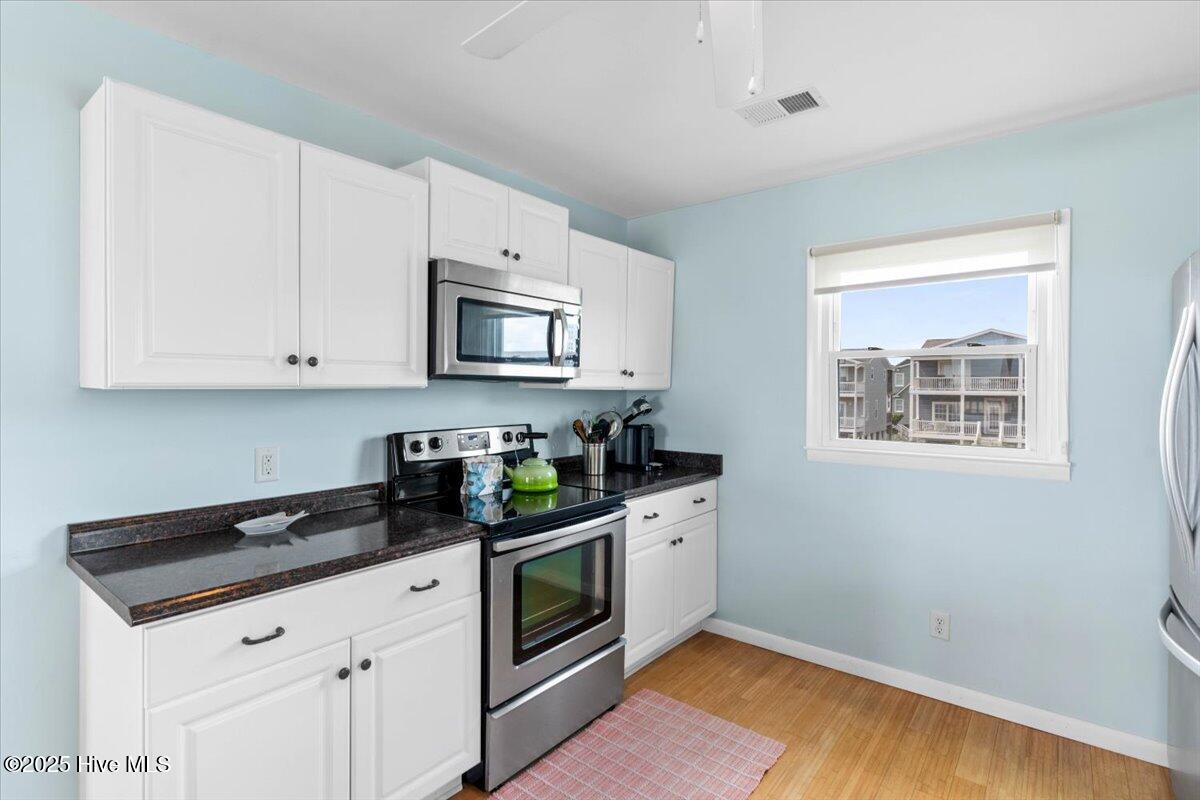 100520015 | Photo 18