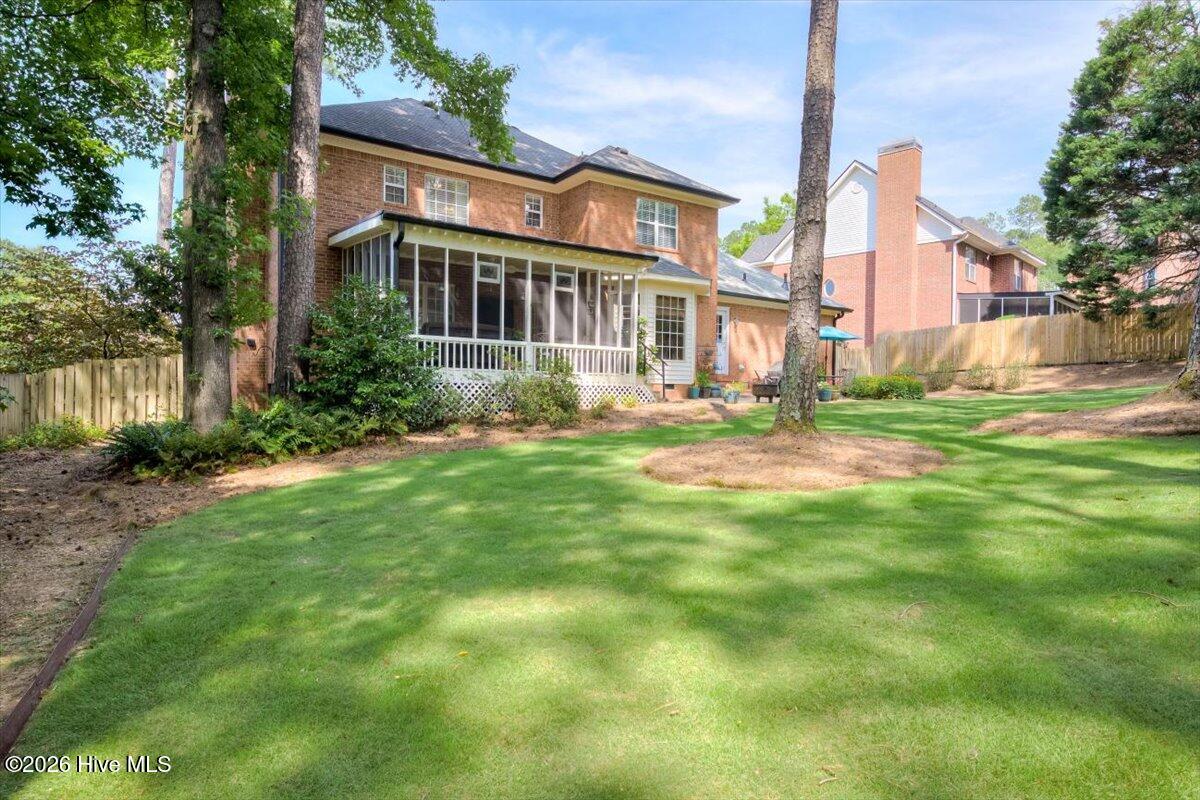 1356 Montrose Place