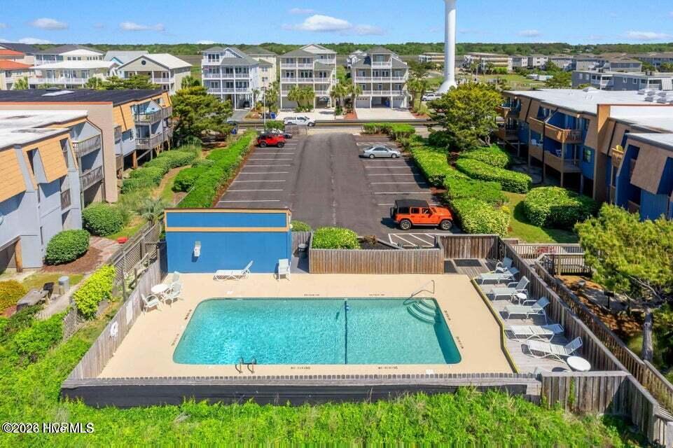 100570036 | Photo 24