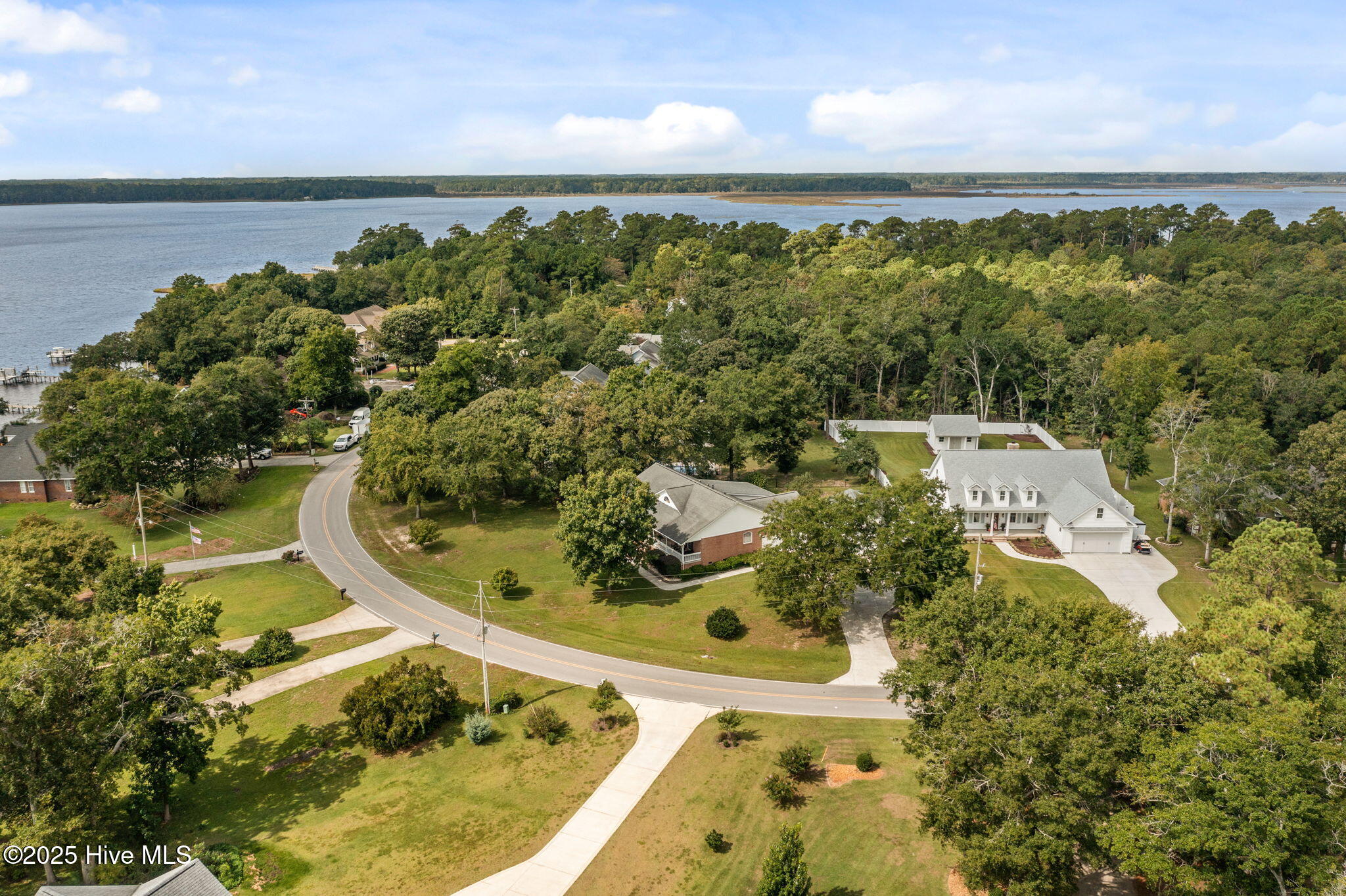 100531854 | Photo 34