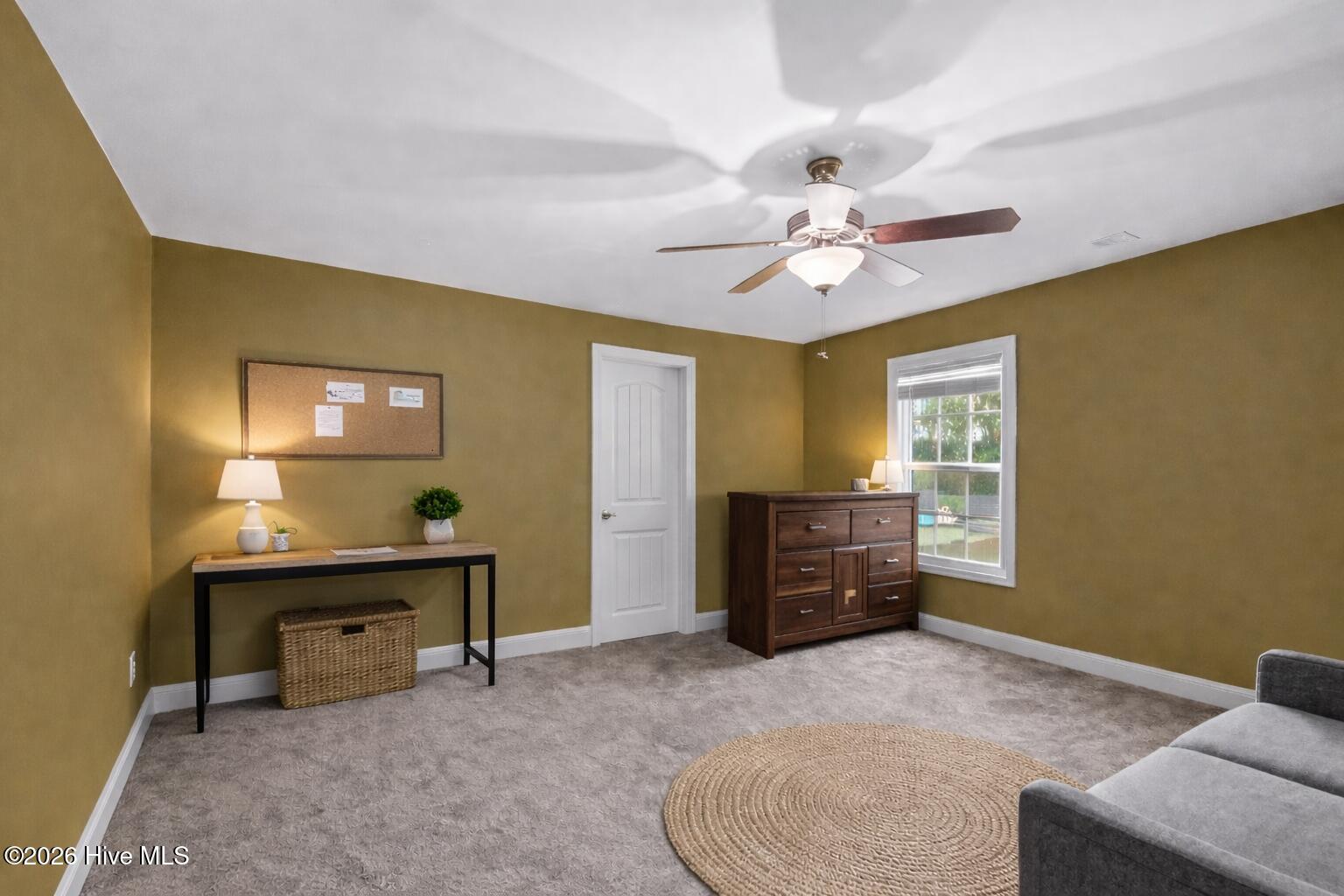 100565608 | Photo 28