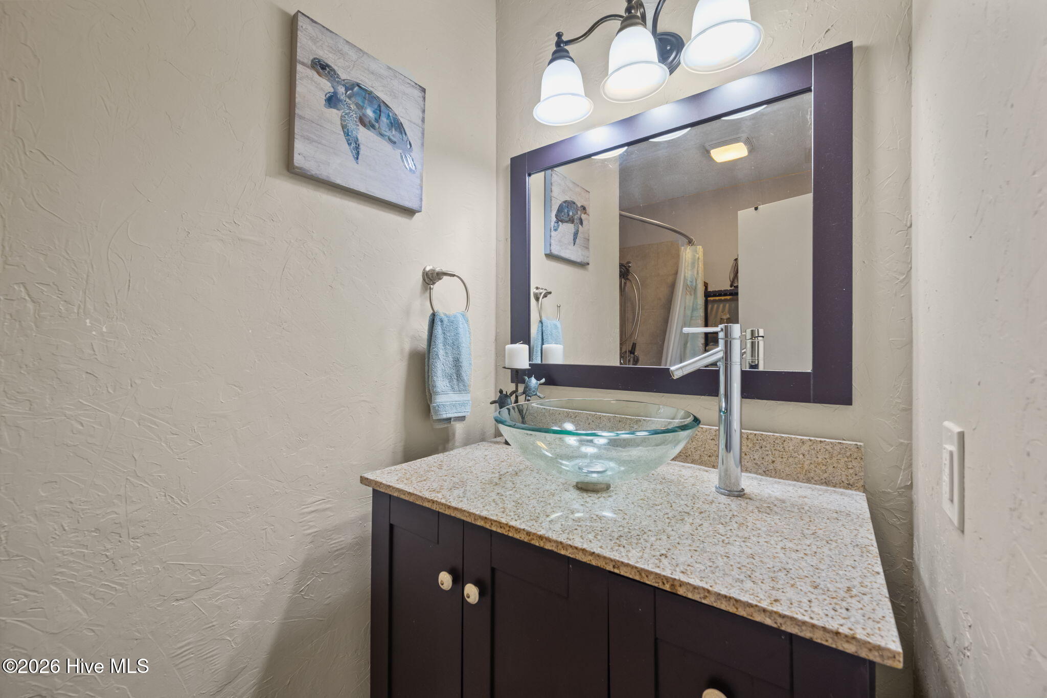 100548393 | Photo 31