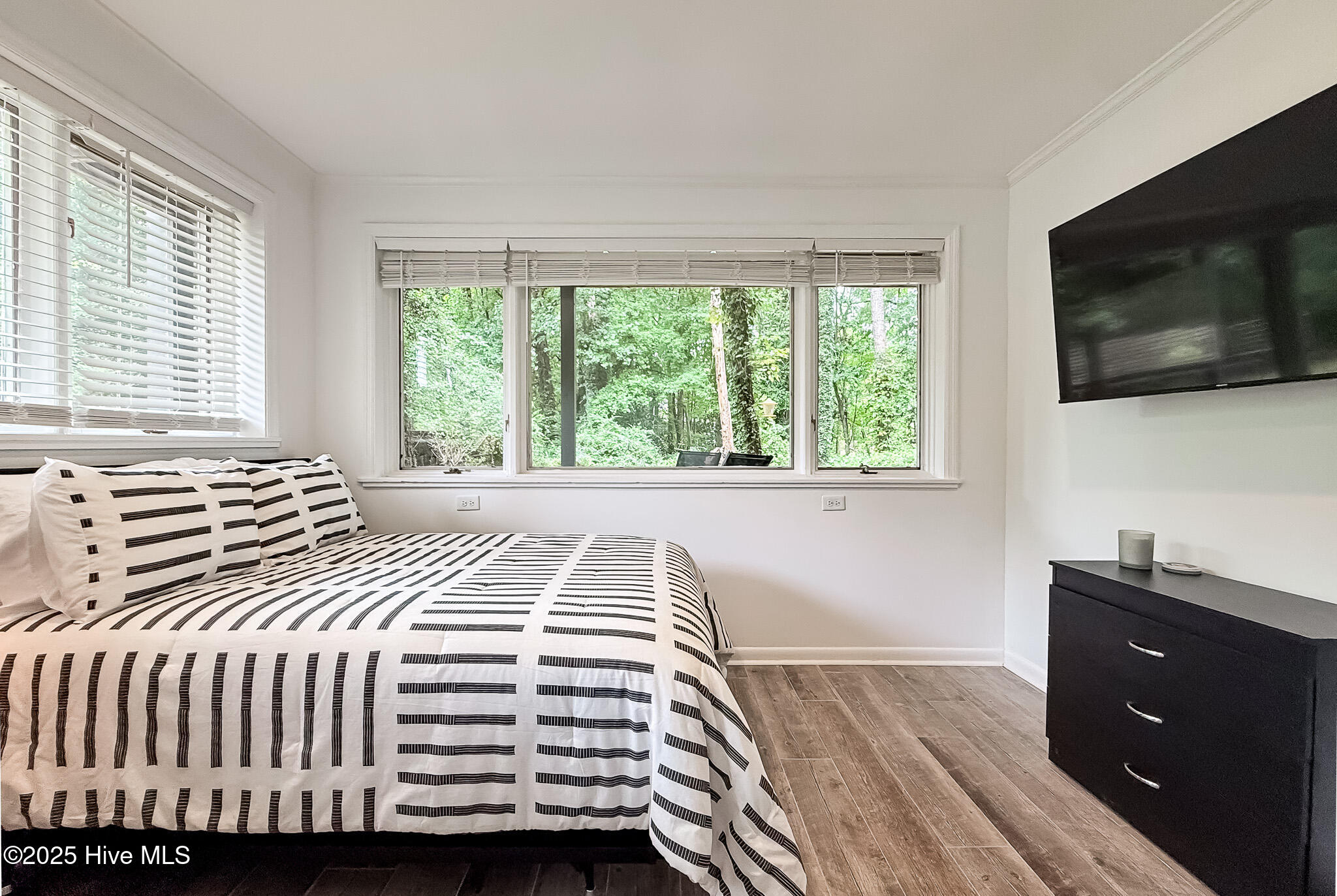 D03C5685-4495-4EEF-B50F-56AC634A93B7